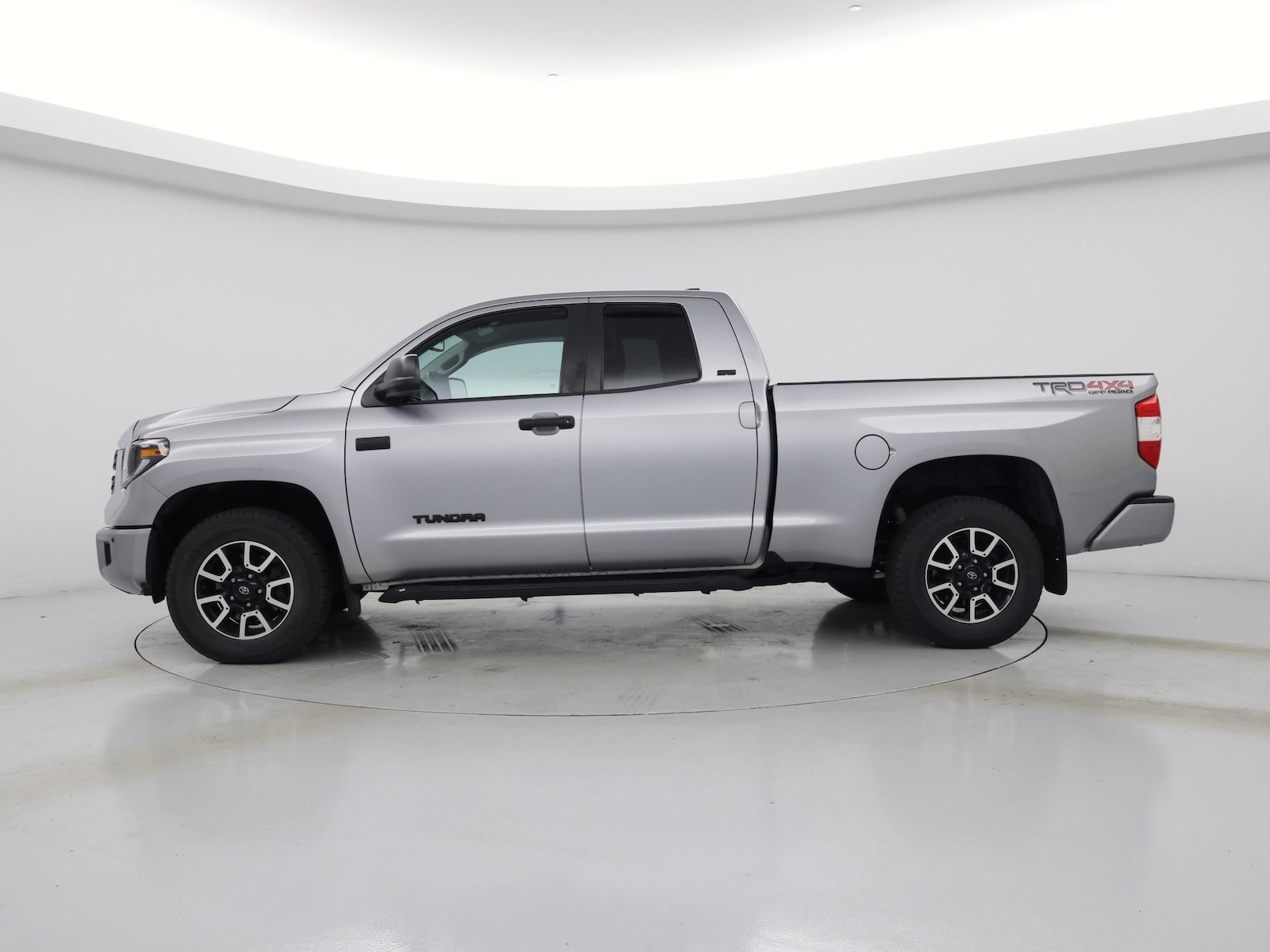 2021 Toyota Tundra SR5 - Photo 4