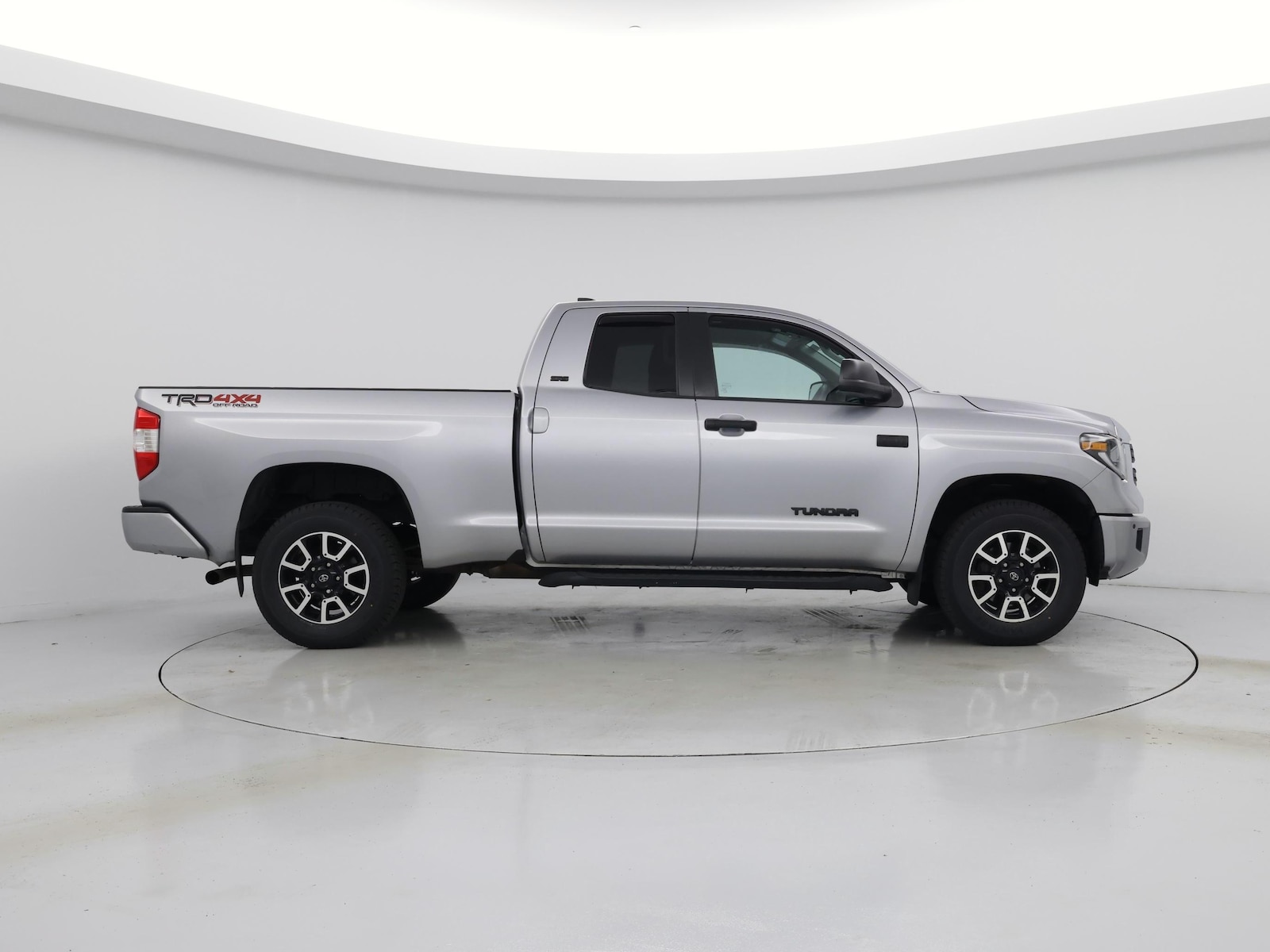 2021 Toyota Tundra SR5 - Photo 8