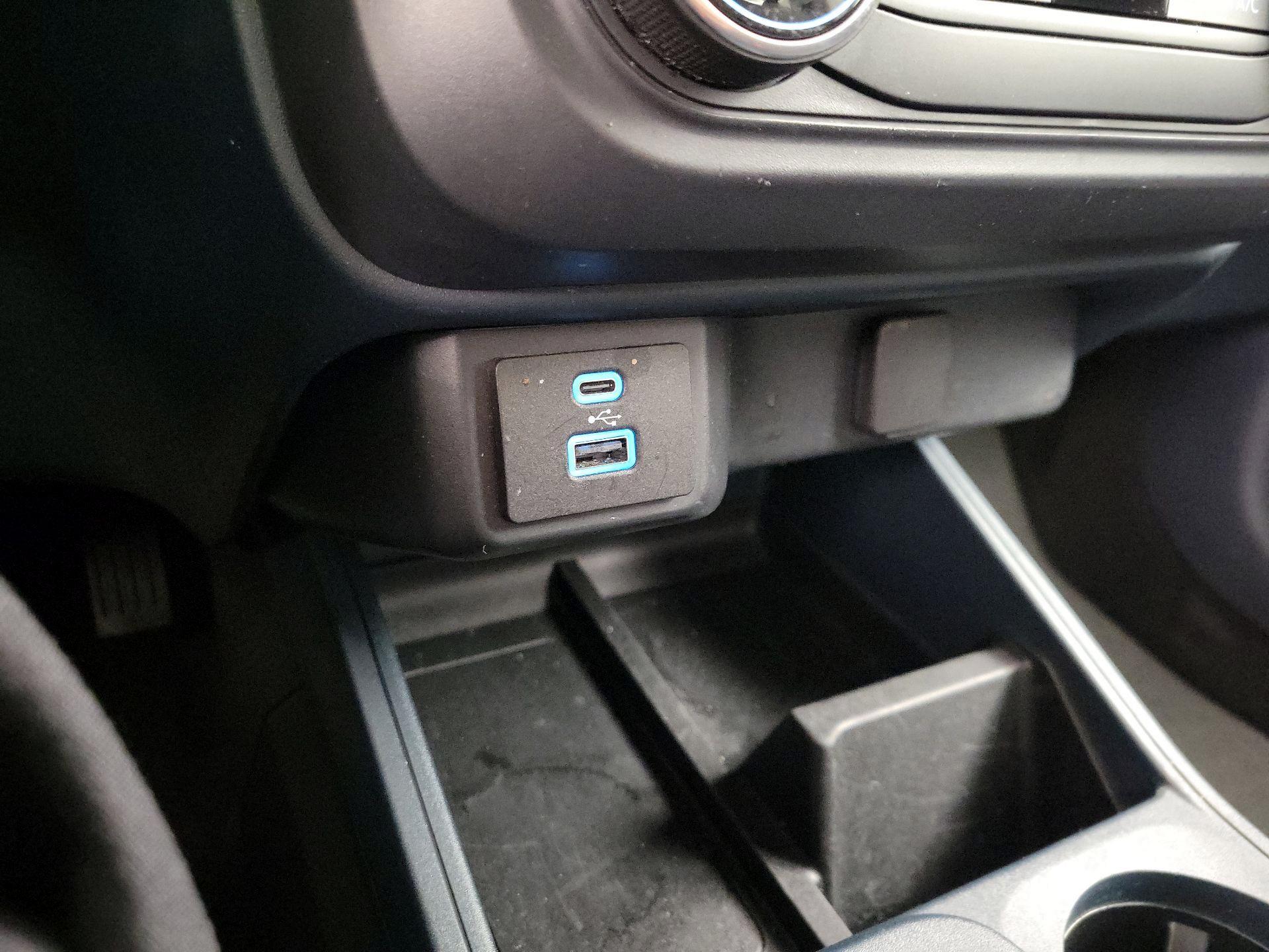 Thumbnail: 2022 Ford Maverick - 18