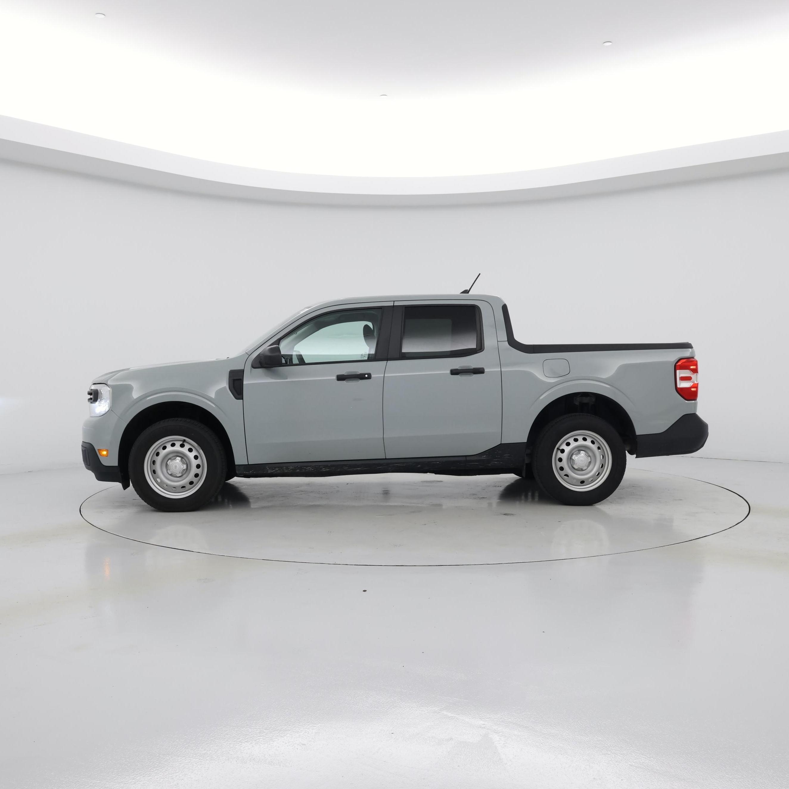 Thumbnail: 2022 Ford Maverick - 3