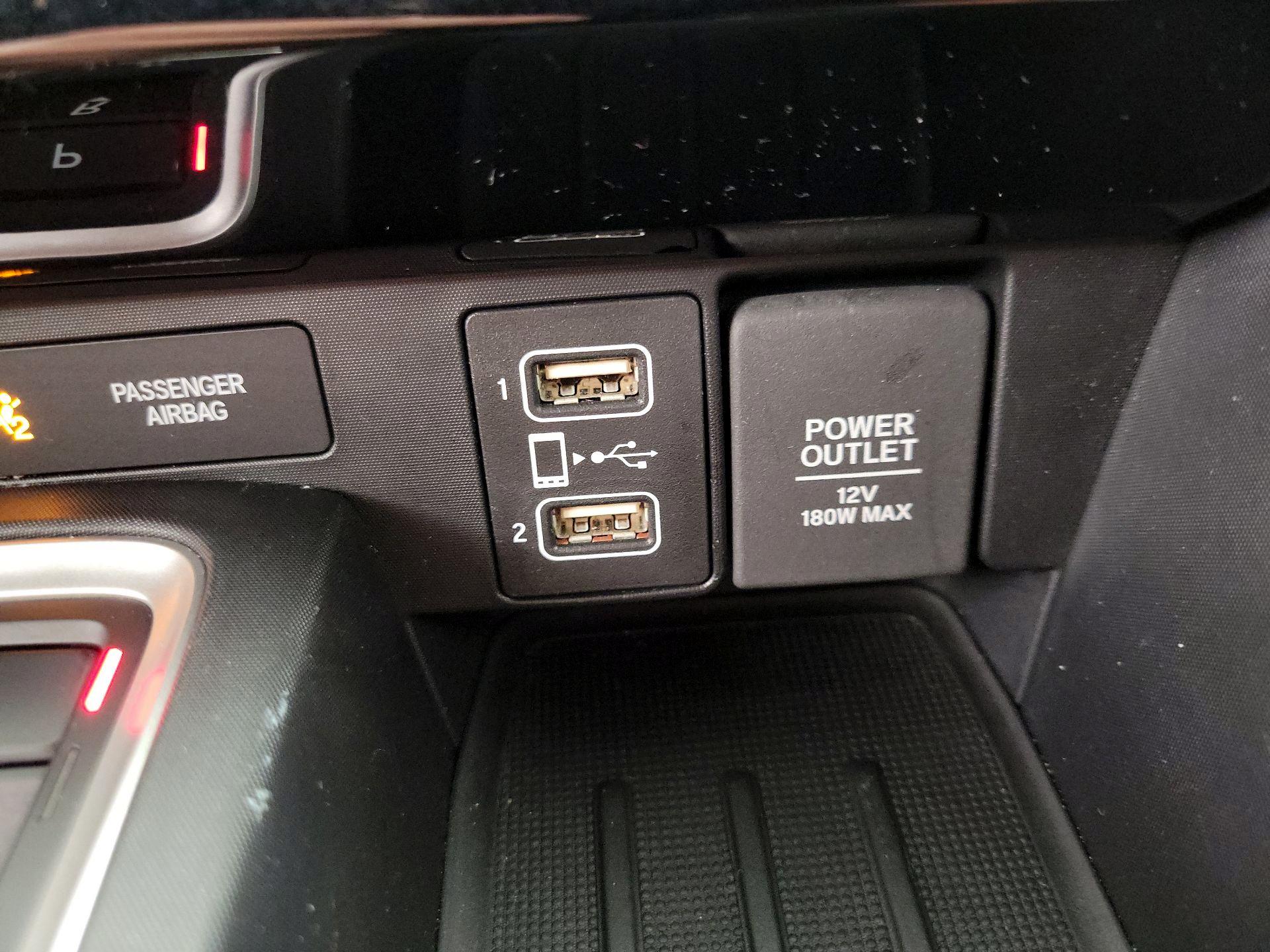 Thumbnail: 2022 Honda Insight - 18