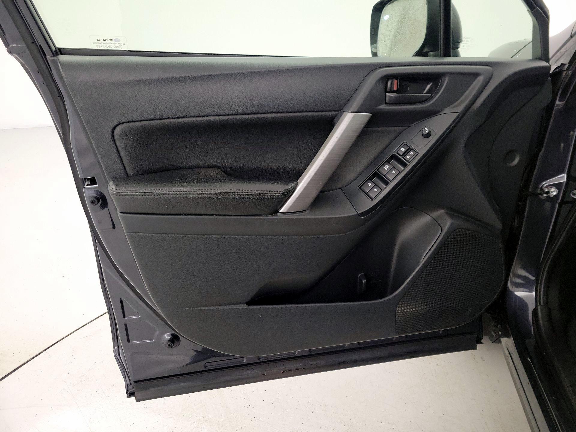 Thumbnail: 2016 Subaru Forester - 12