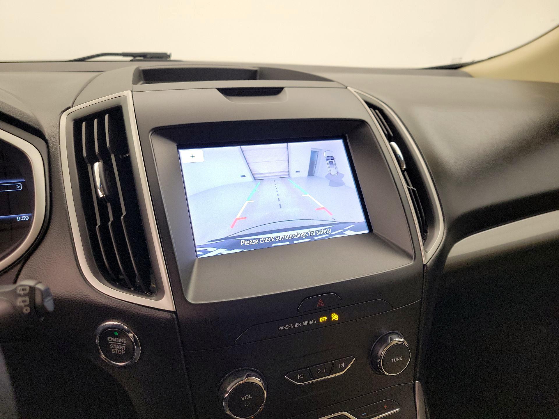 Thumbnail: 2020 Ford Edge - 15