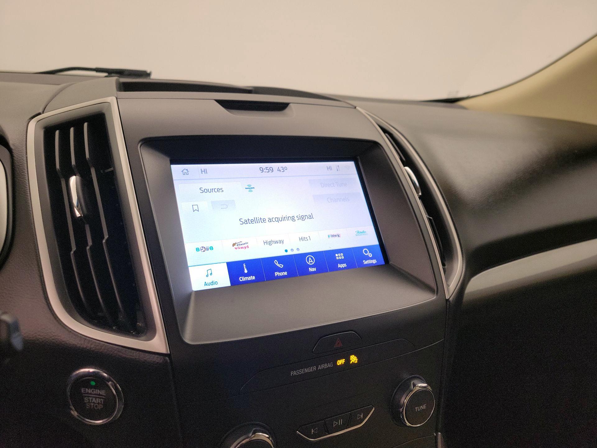 Thumbnail: 2020 Ford Edge - 16