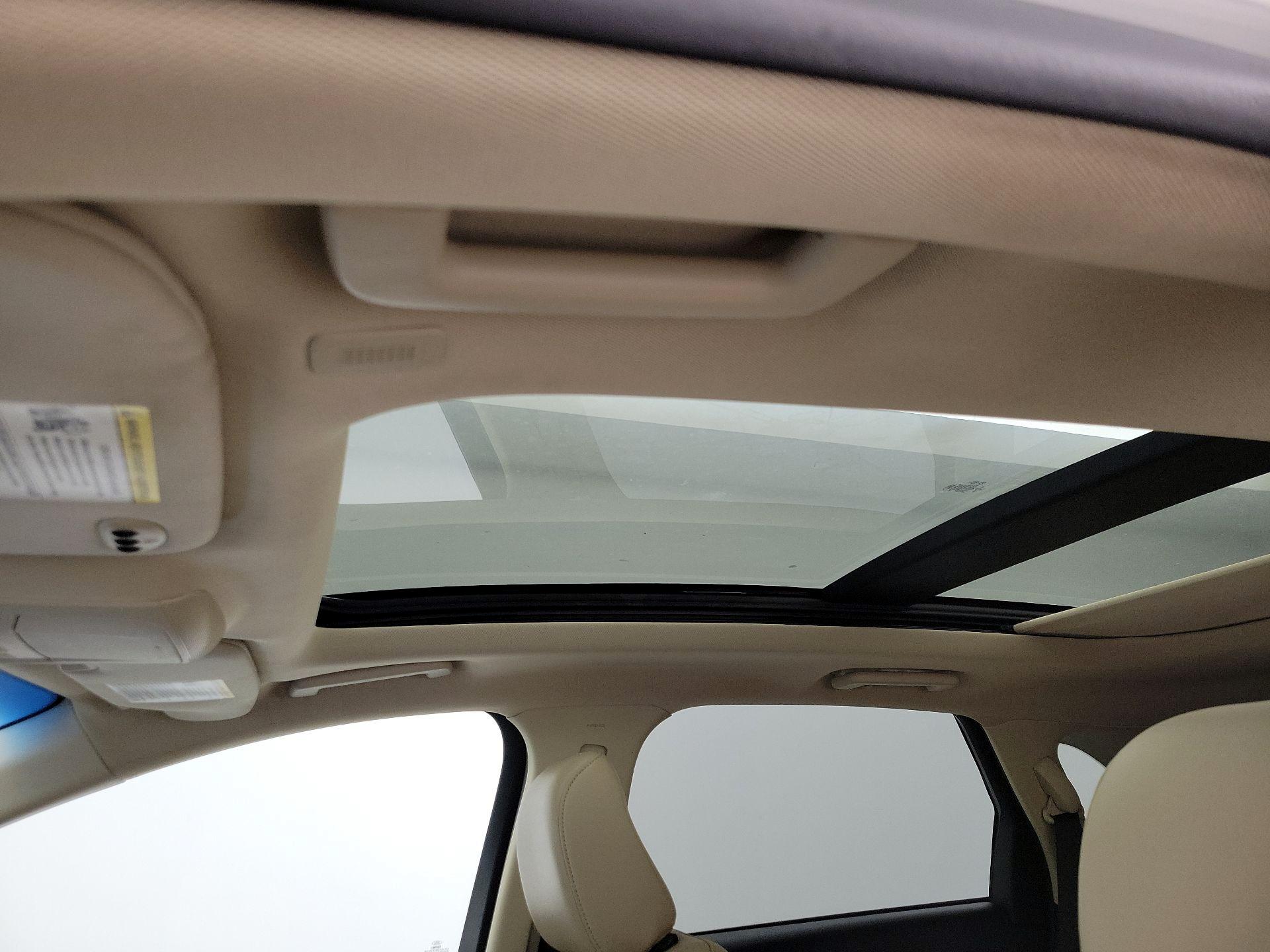 Thumbnail: 2020 Ford Edge - 20