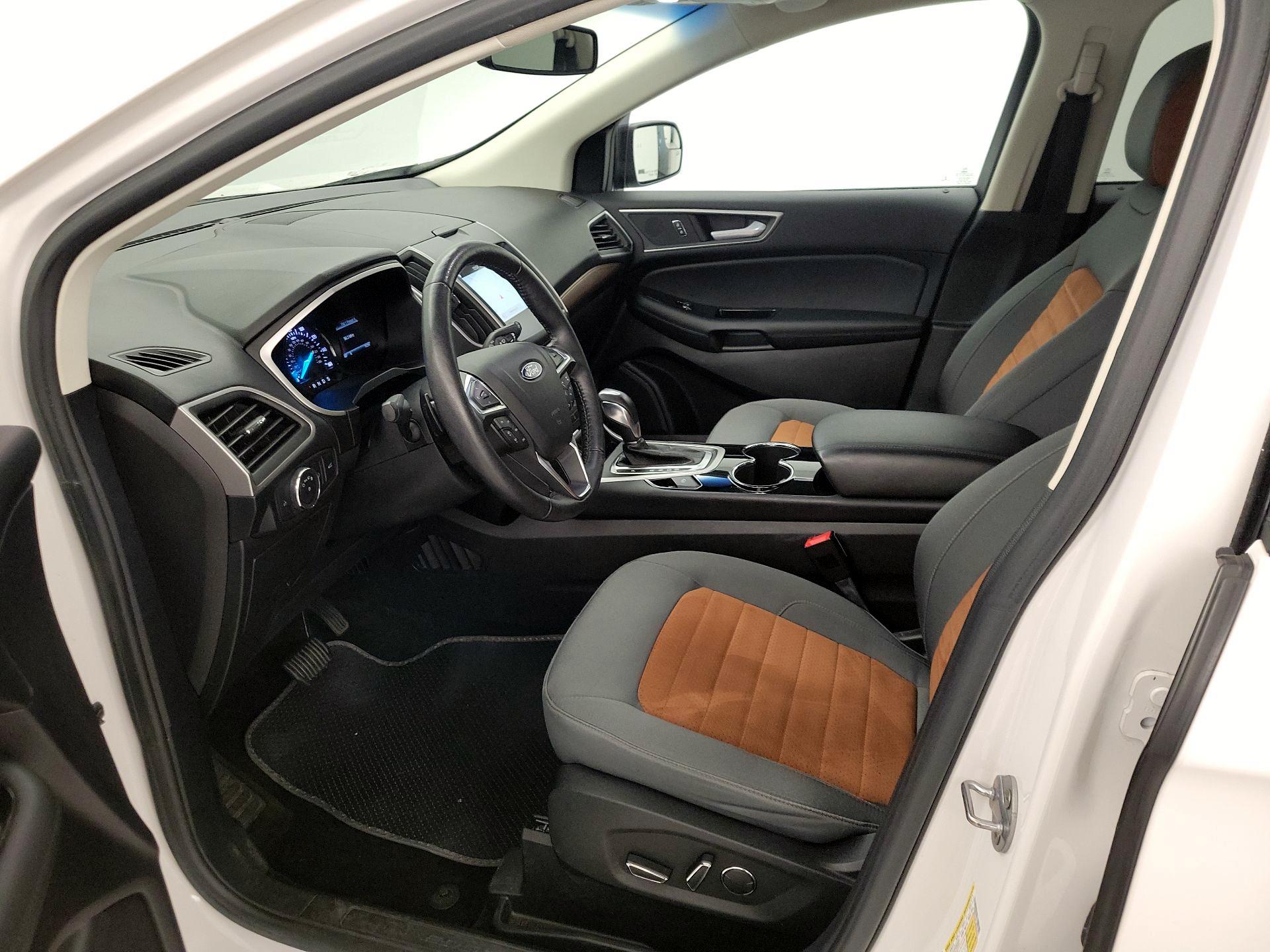 Thumbnail: 2018 Ford Edge - 11