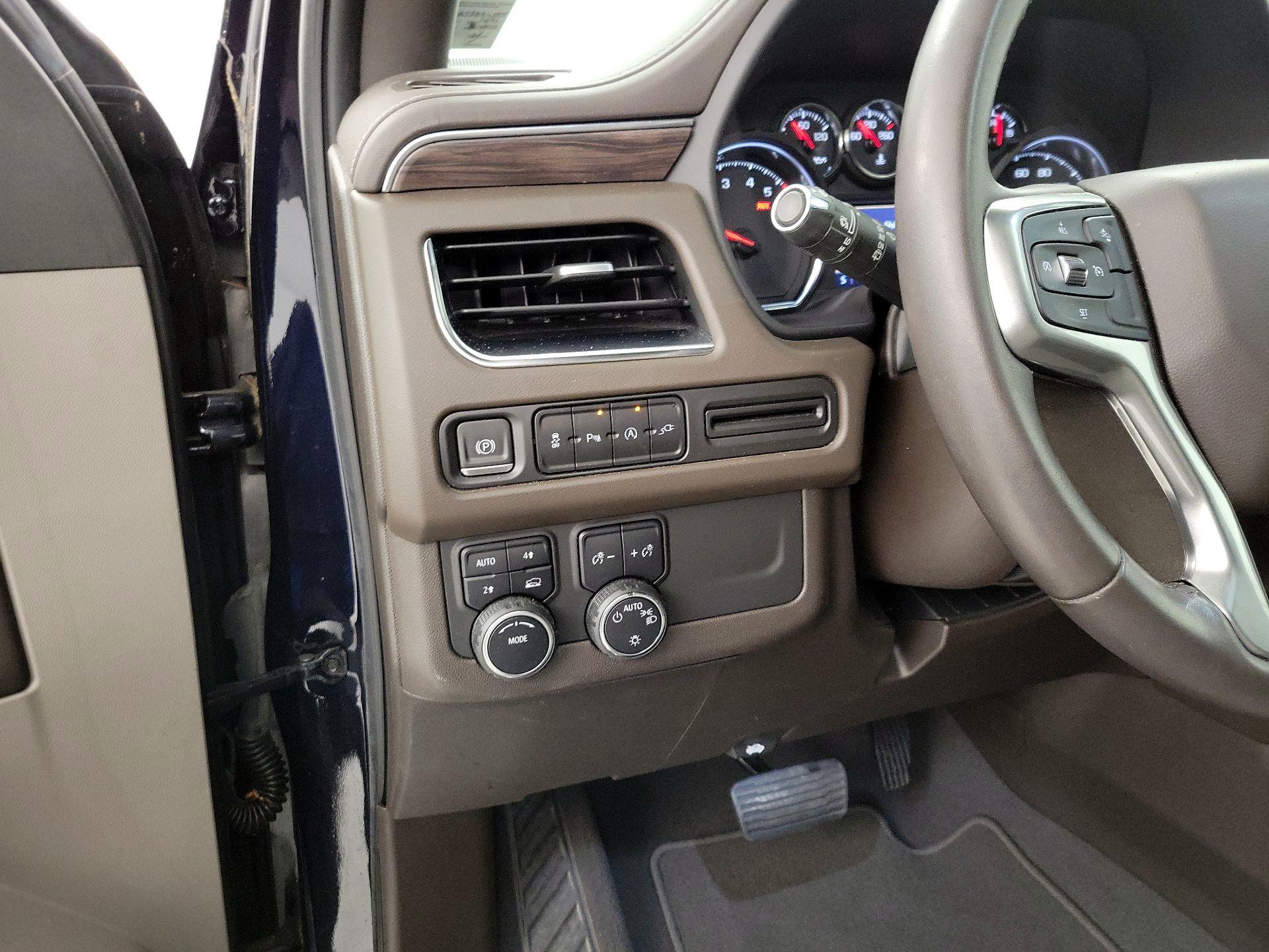 Thumbnail: 2021 Chevrolet Tahoe - 13