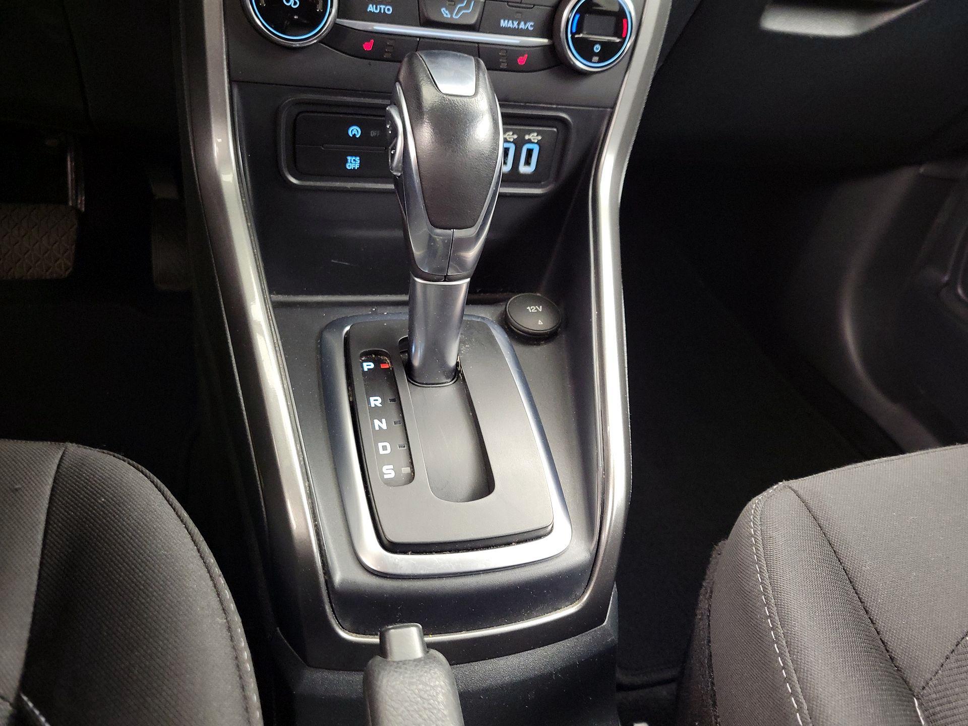 Thumbnail: 2018 Ford EcoSport - 17