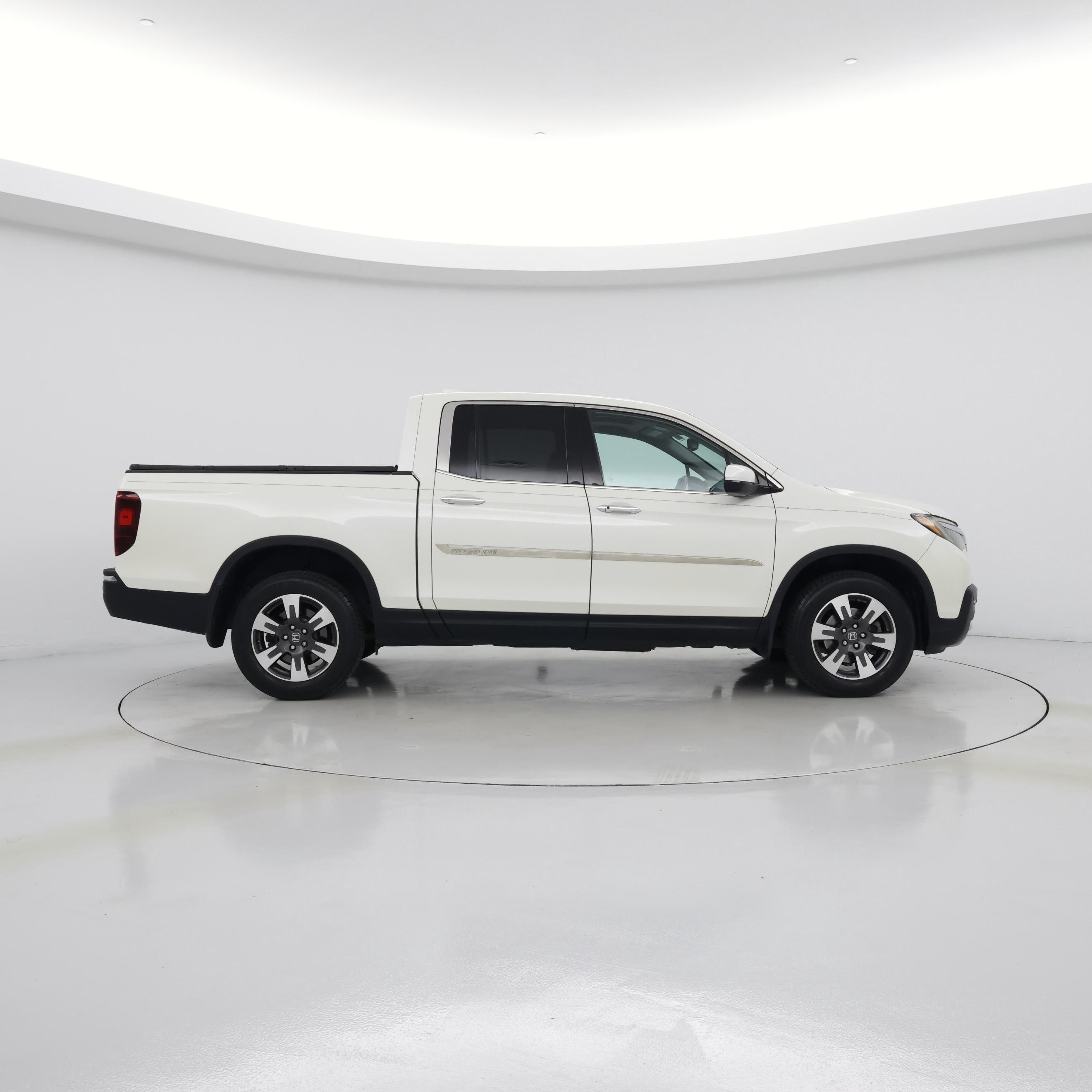 Thumbnail: 2018 Honda Ridgeline - 7