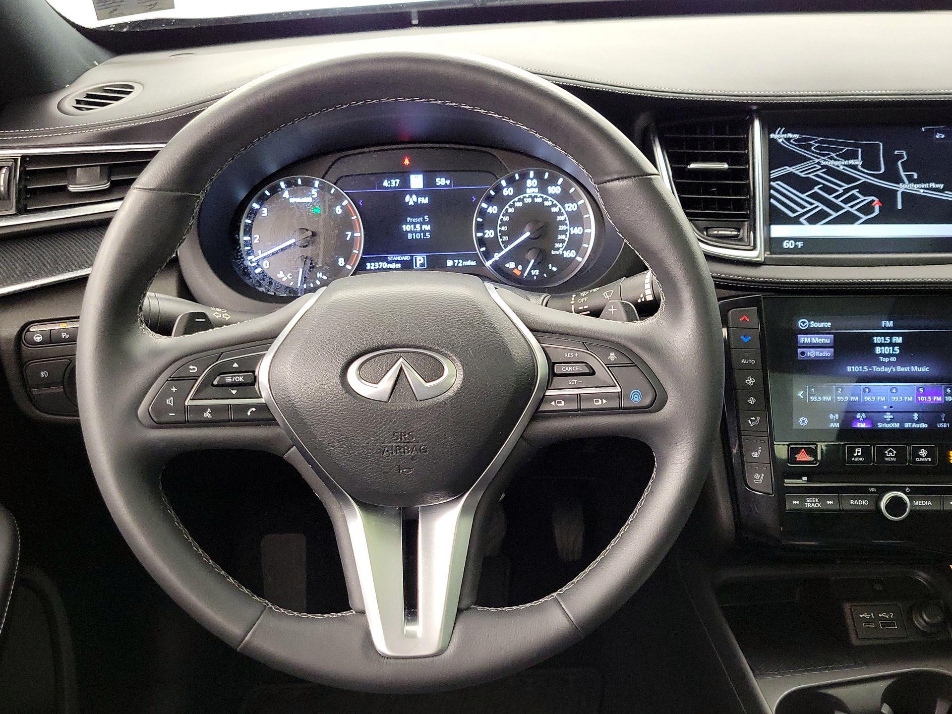 Thumbnail: 2023 INFINITI QX50 - 10