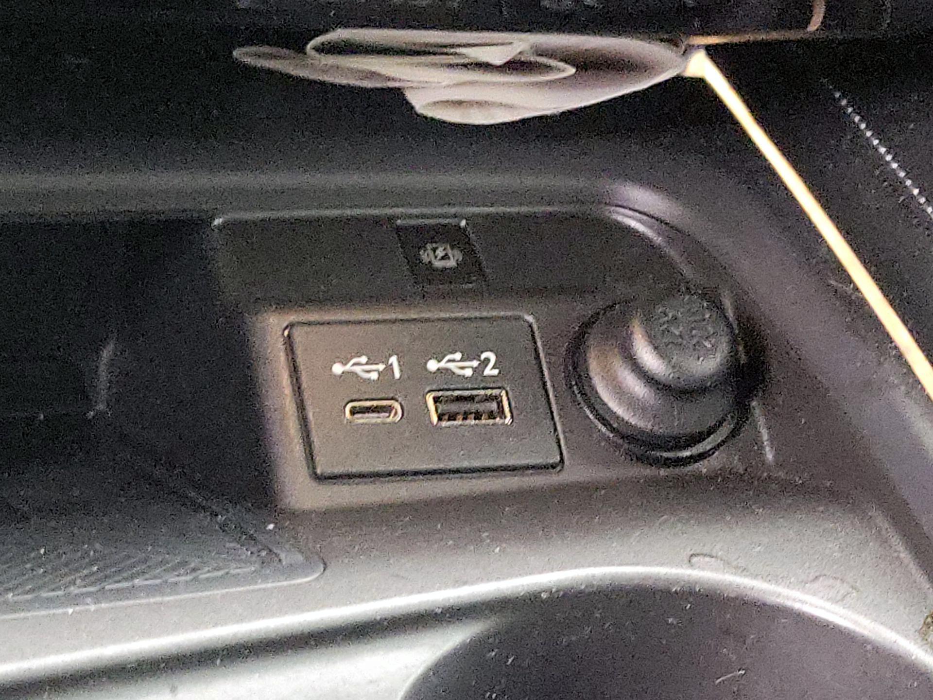 Thumbnail: 2023 INFINITI QX50 - 19