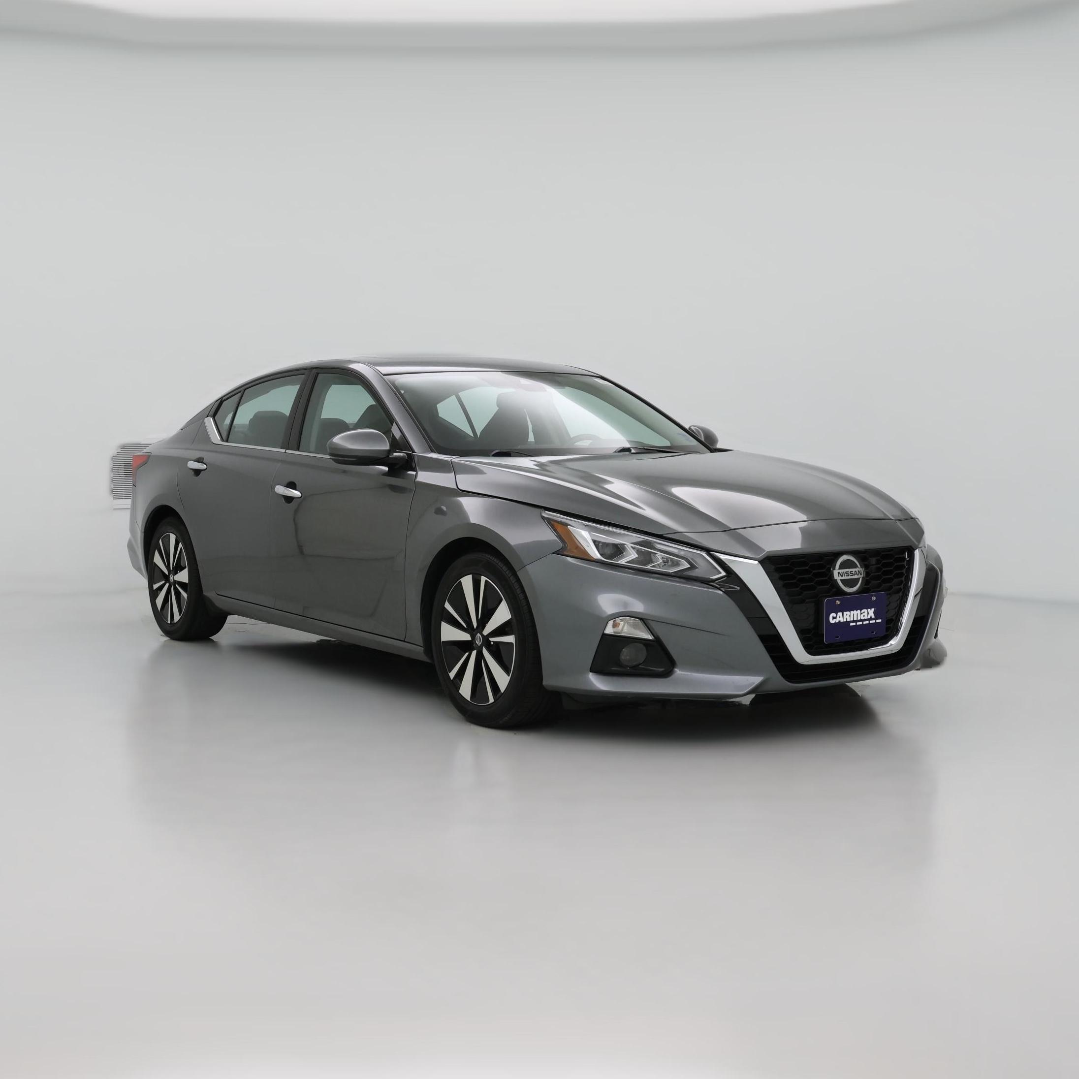 Thumbnail: 2020 Nissan Altima - 1
