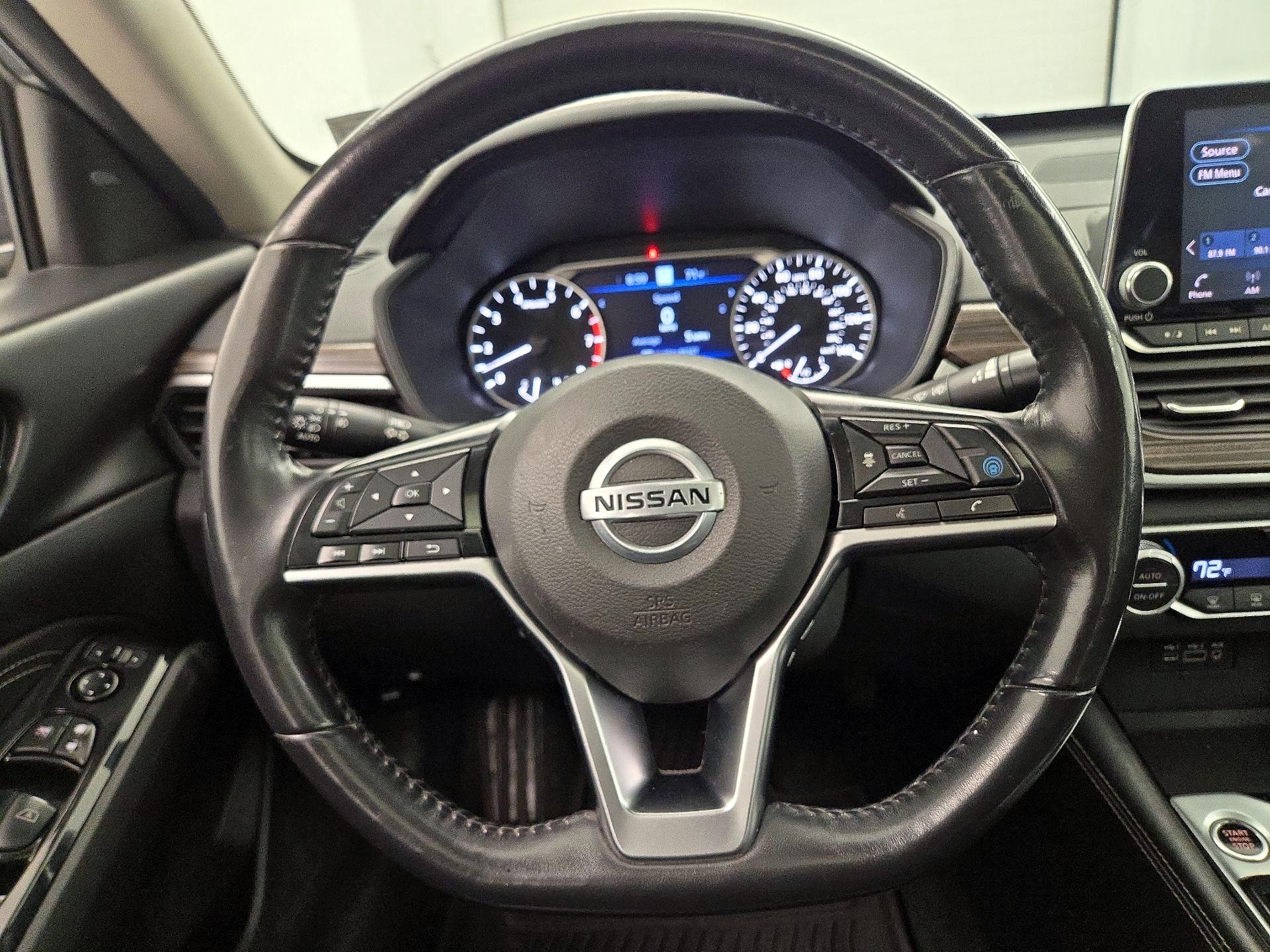 Thumbnail: 2020 Nissan Altima - 10