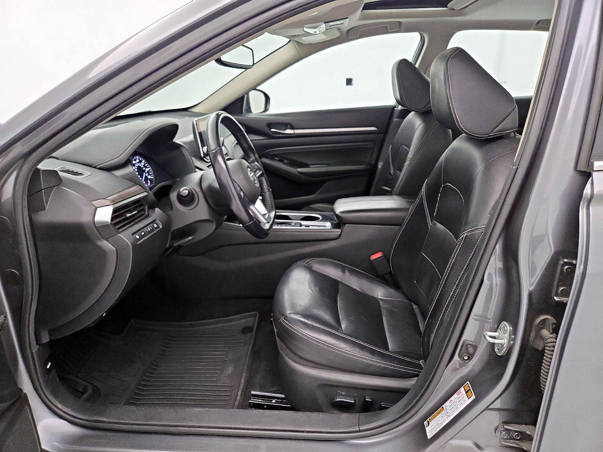 Thumbnail: 2020 Nissan Altima - 11