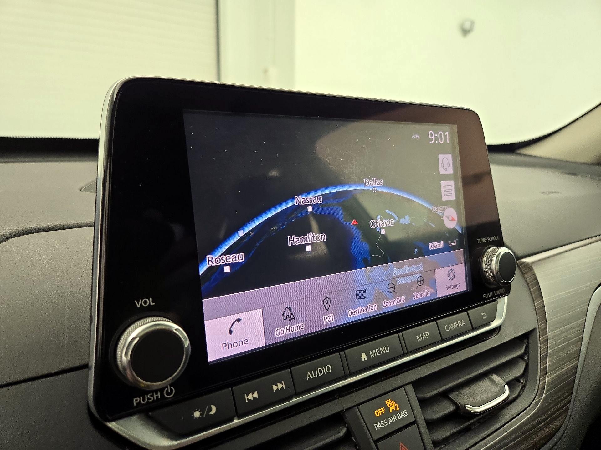 Thumbnail: 2020 Nissan Altima - 14