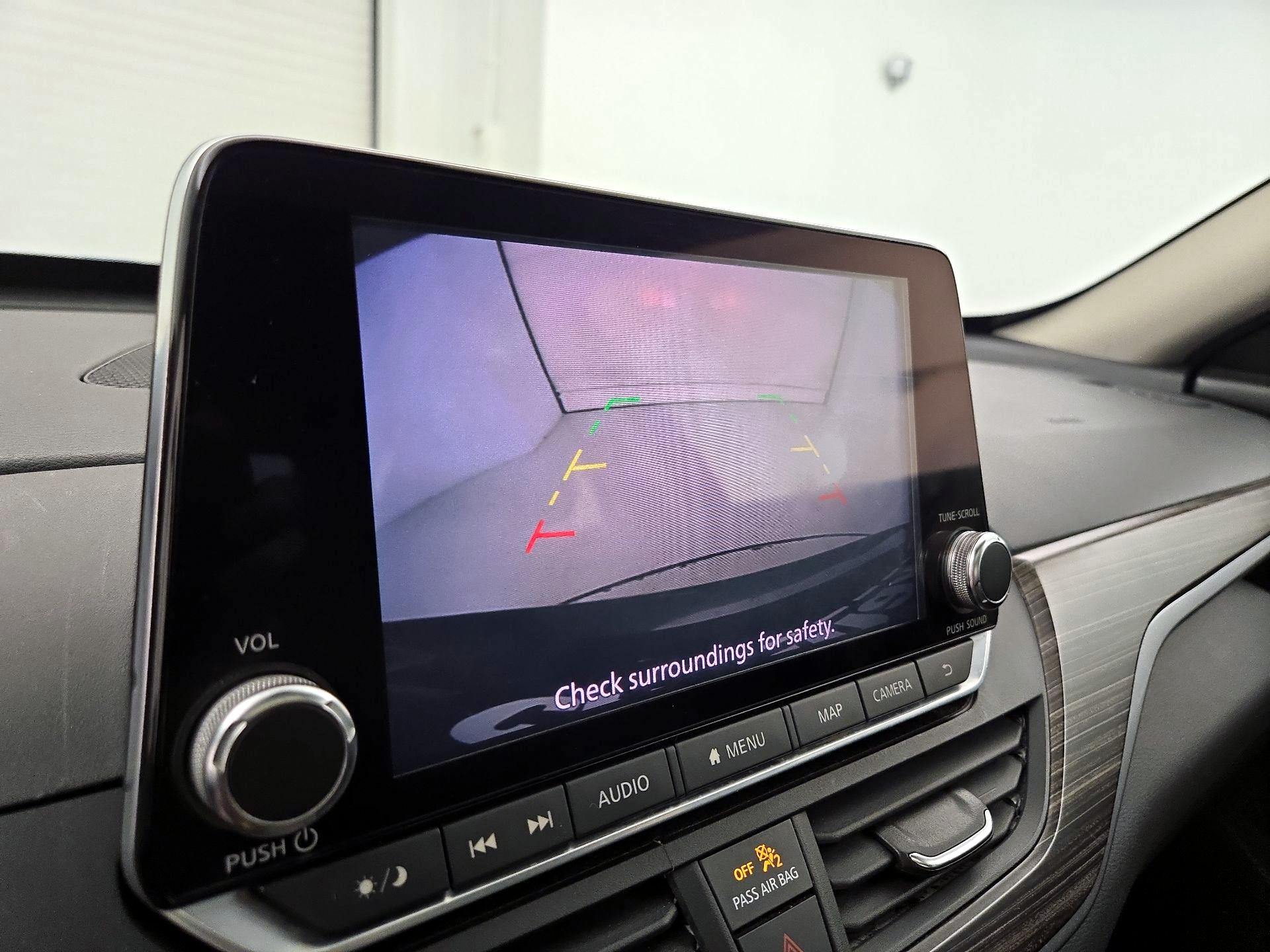 Thumbnail: 2020 Nissan Altima - 15