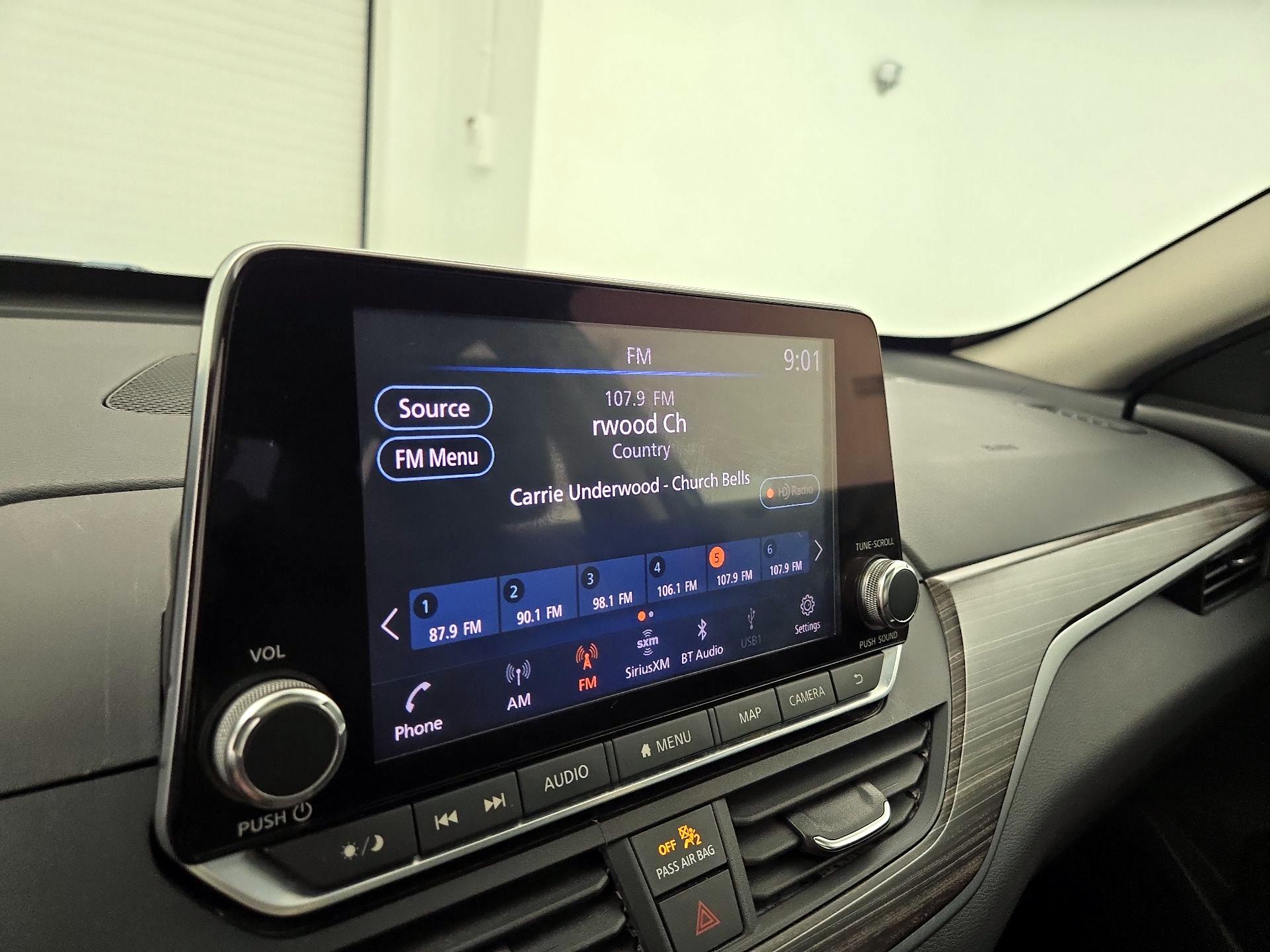 Thumbnail: 2020 Nissan Altima - 16