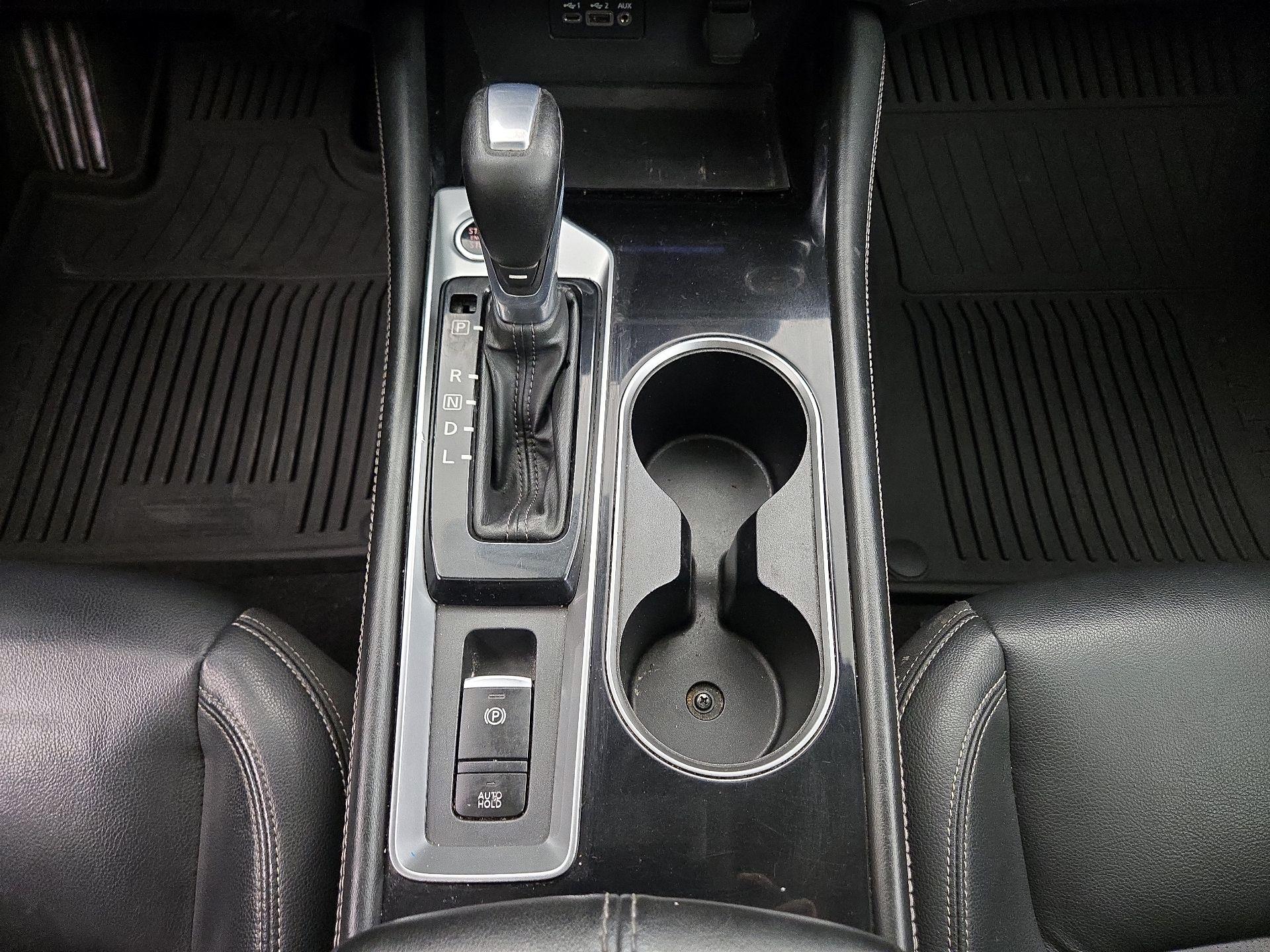 Thumbnail: 2020 Nissan Altima - 18