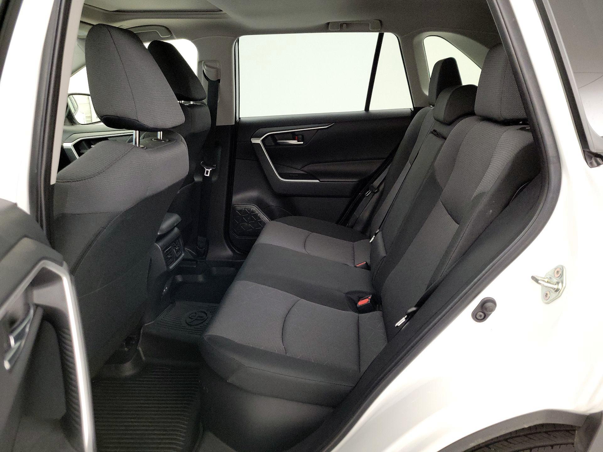 Thumbnail: 2025 Toyota RAV4 - 20