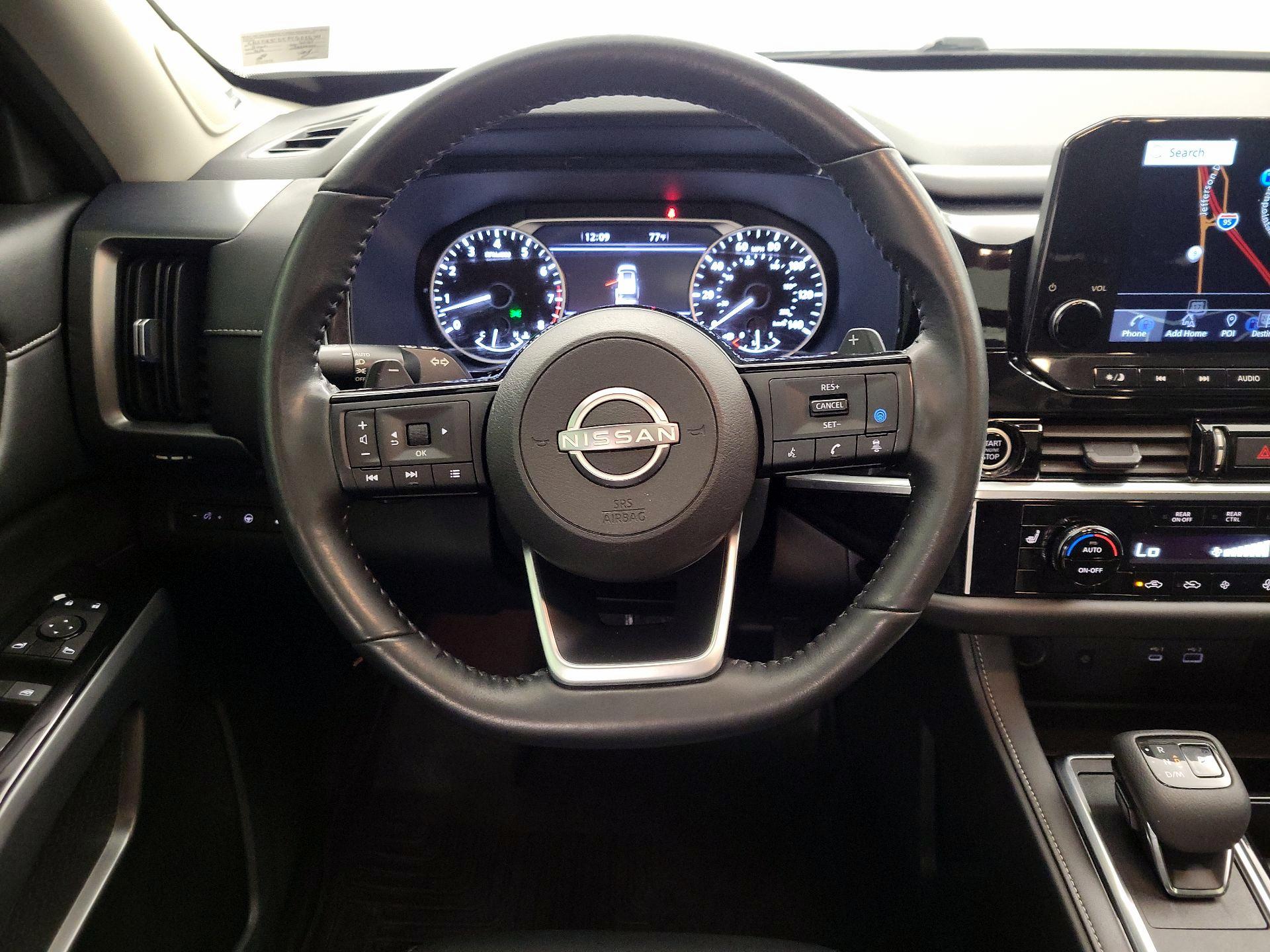 Thumbnail: 2023 Nissan Pathfinder - 10