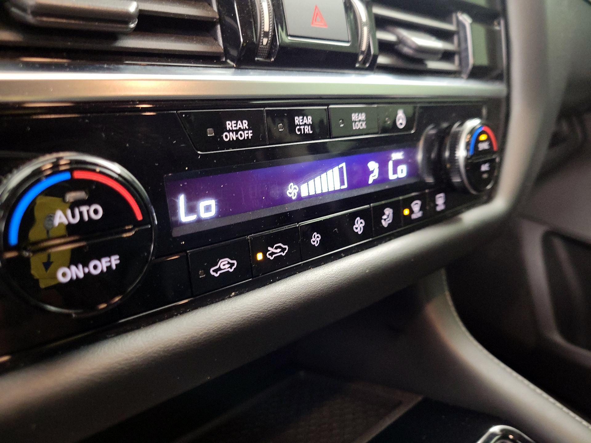 Thumbnail: 2023 Nissan Pathfinder - 17