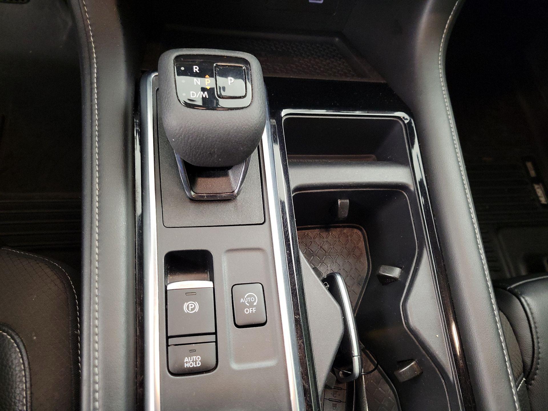 Thumbnail: 2023 Nissan Pathfinder - 18