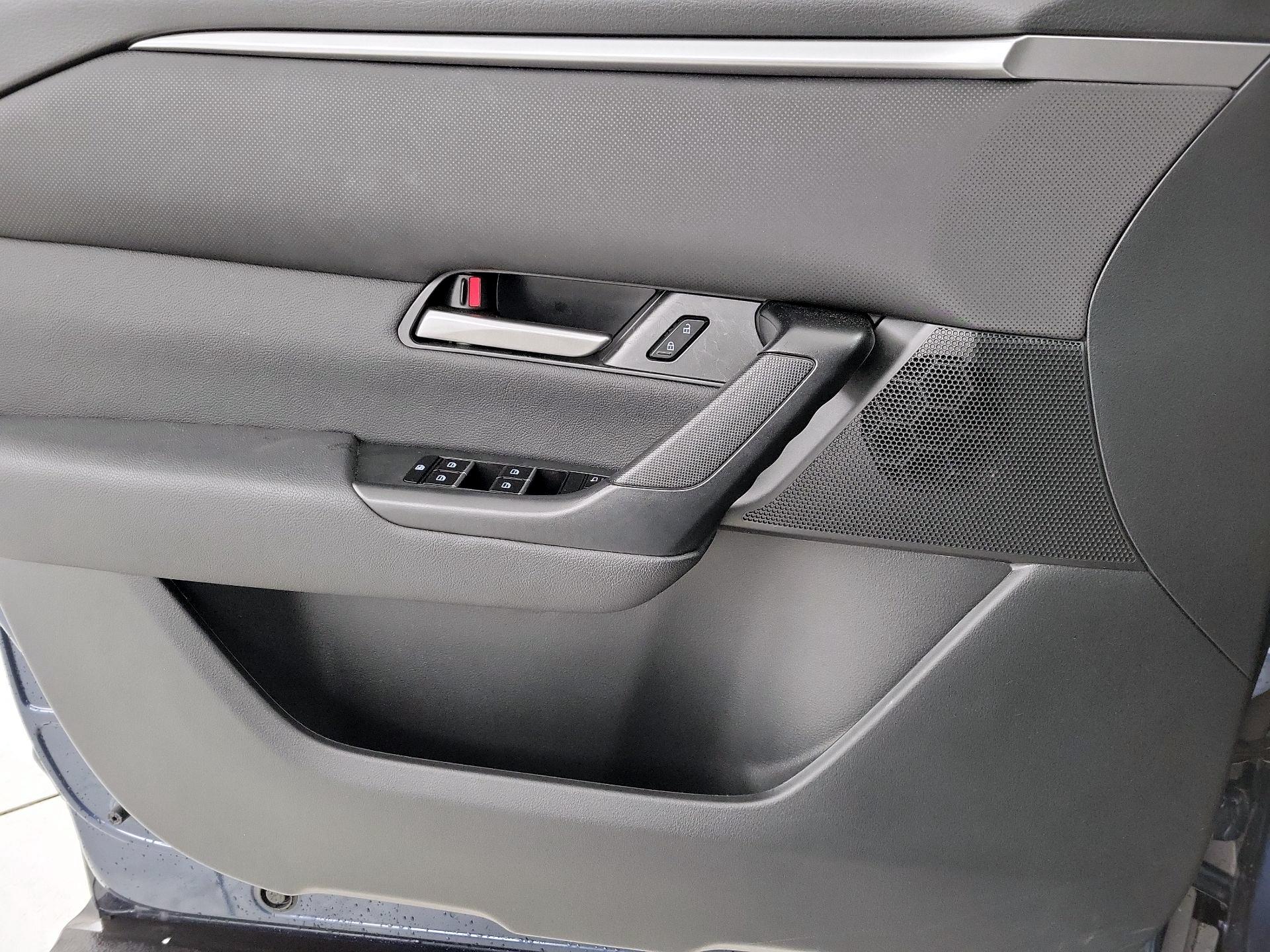 Thumbnail: 2025 Mazda CX-50 - 12