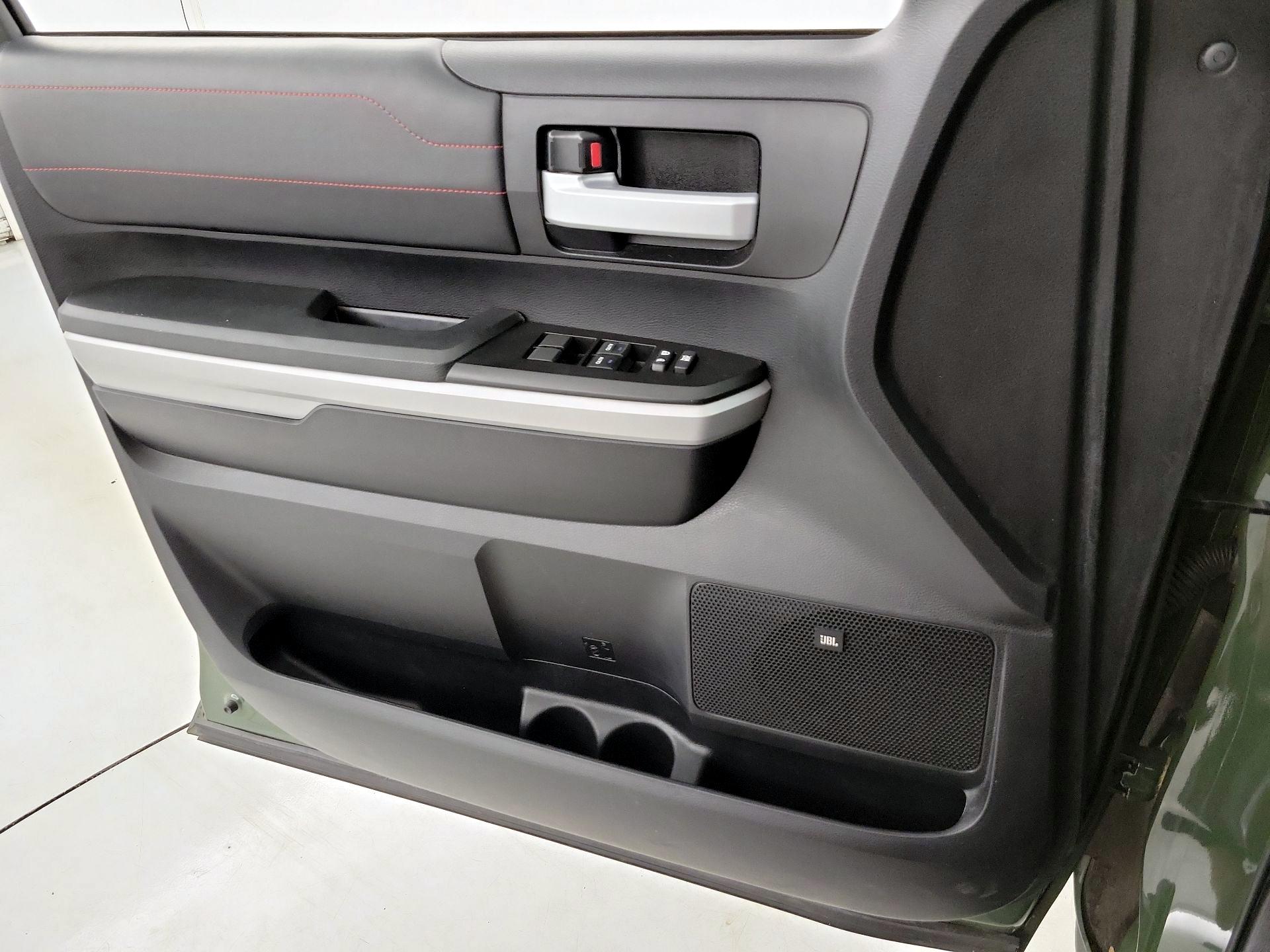 Thumbnail: 2020 Toyota Tundra - 12