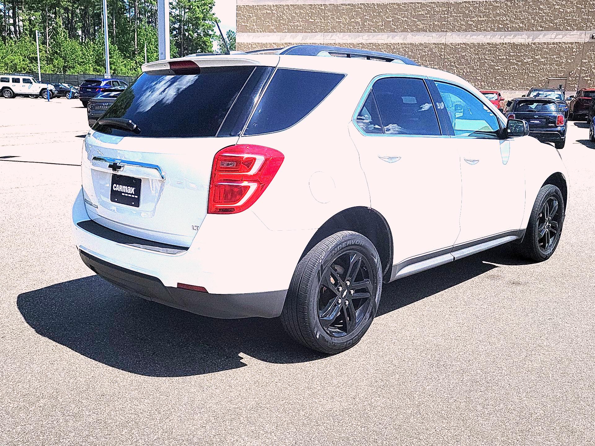 Thumbnail: 2017 Chevrolet Equinox - 5