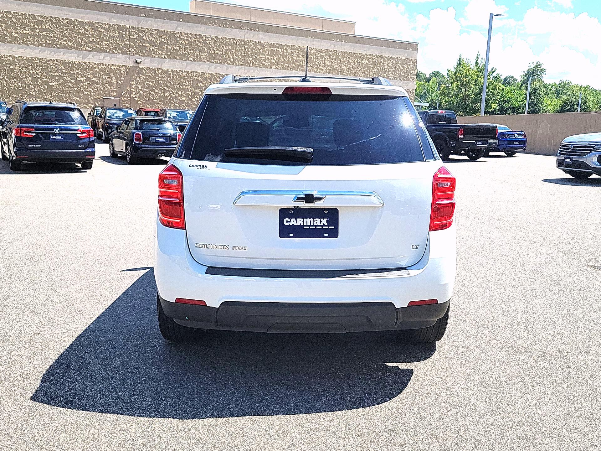 Thumbnail: 2017 Chevrolet Equinox - 6