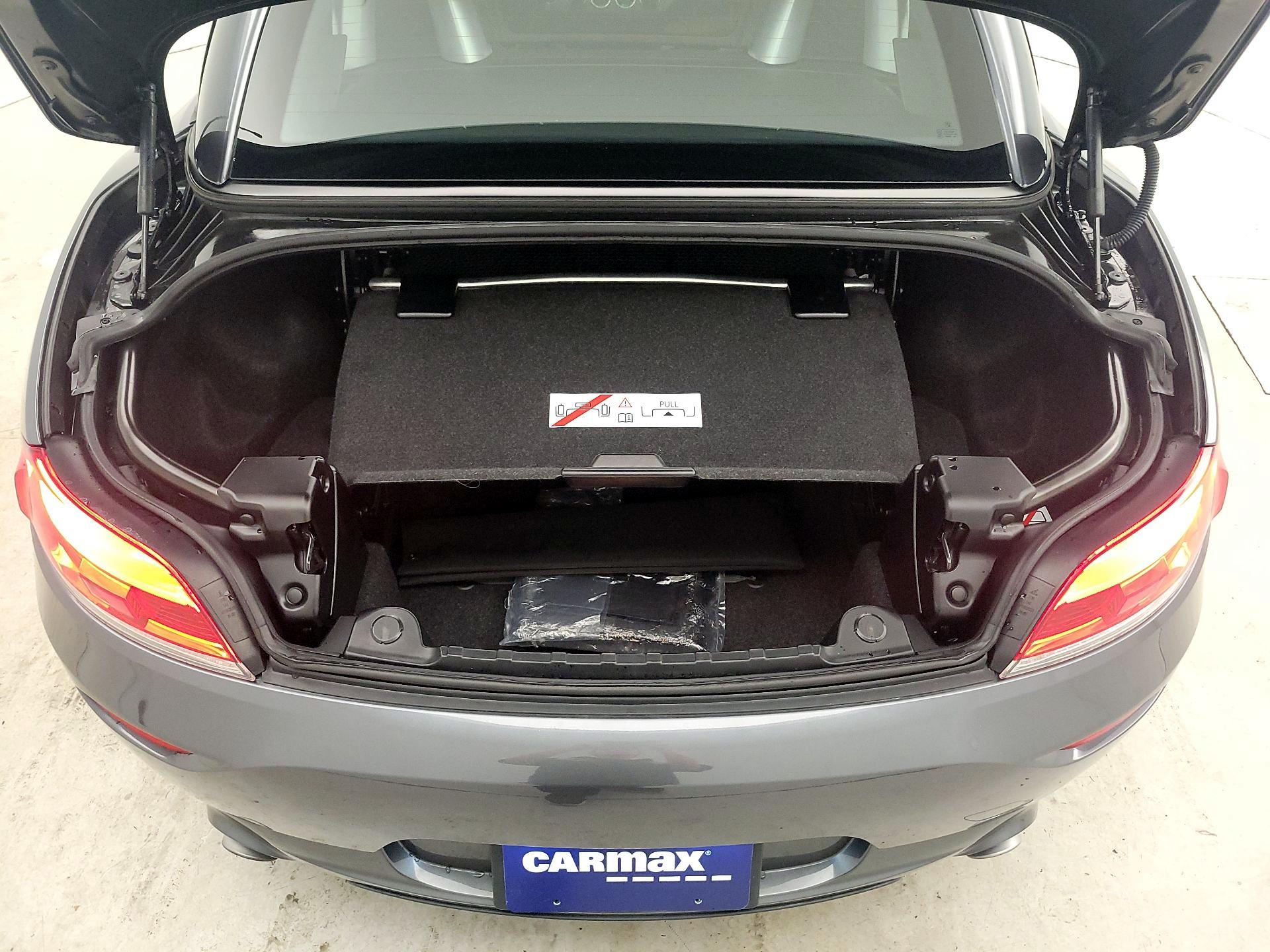 Thumbnail: 2014 BMW Z4 - 18