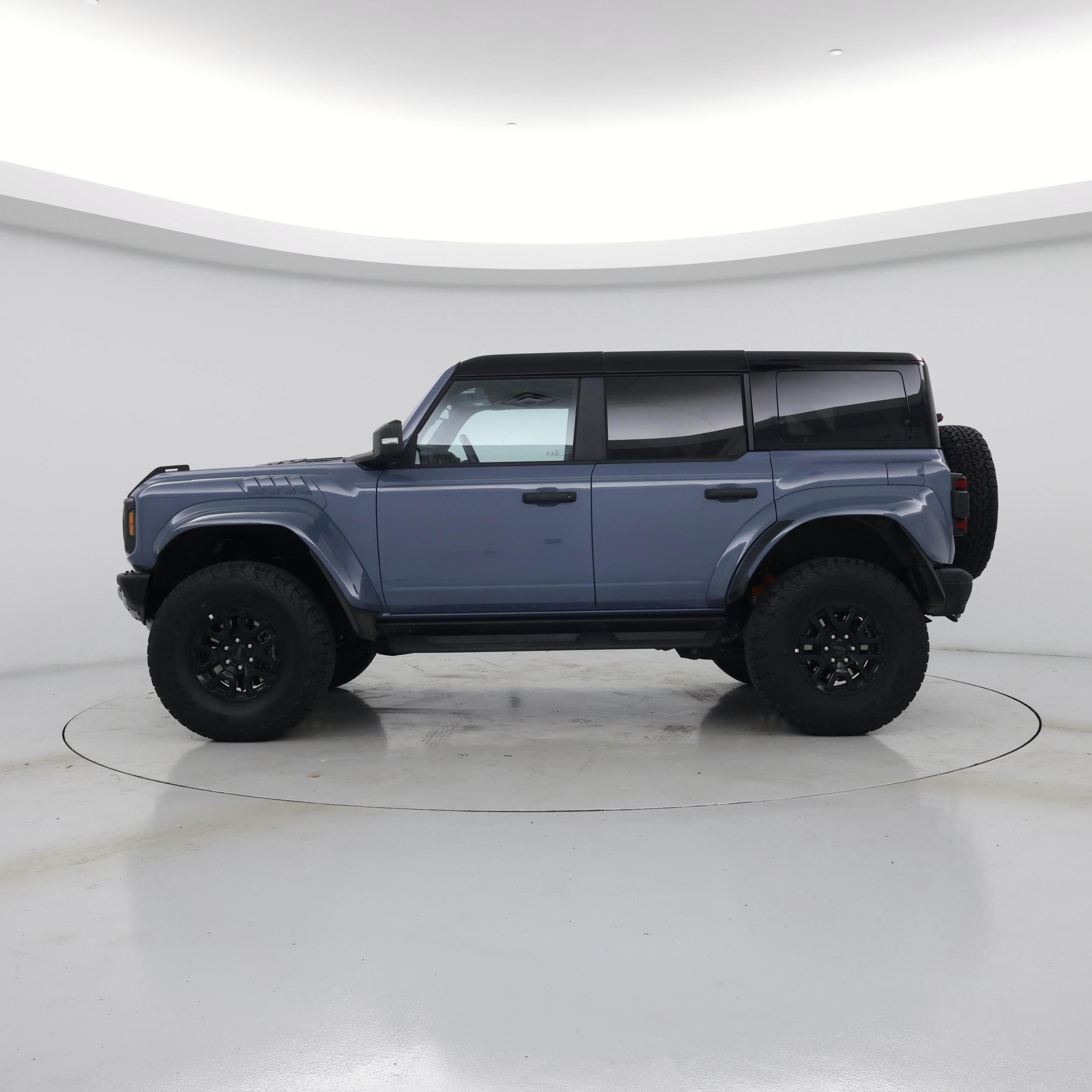Thumbnail: 2024 Ford Bronco - 3