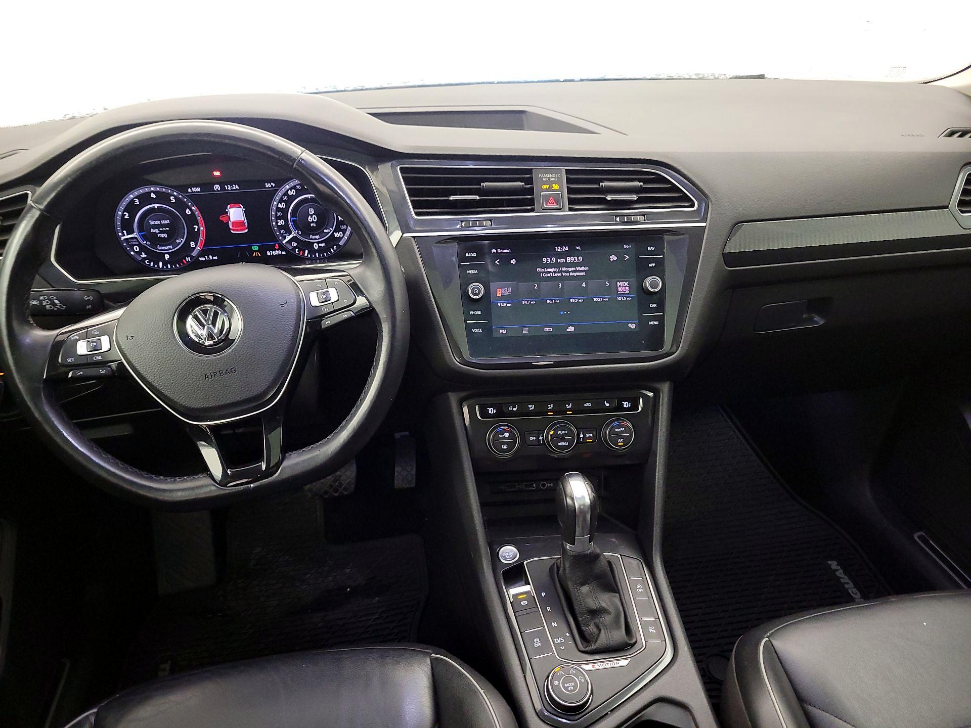 Thumbnail: 2018 Volkswagen Tiguan - 9