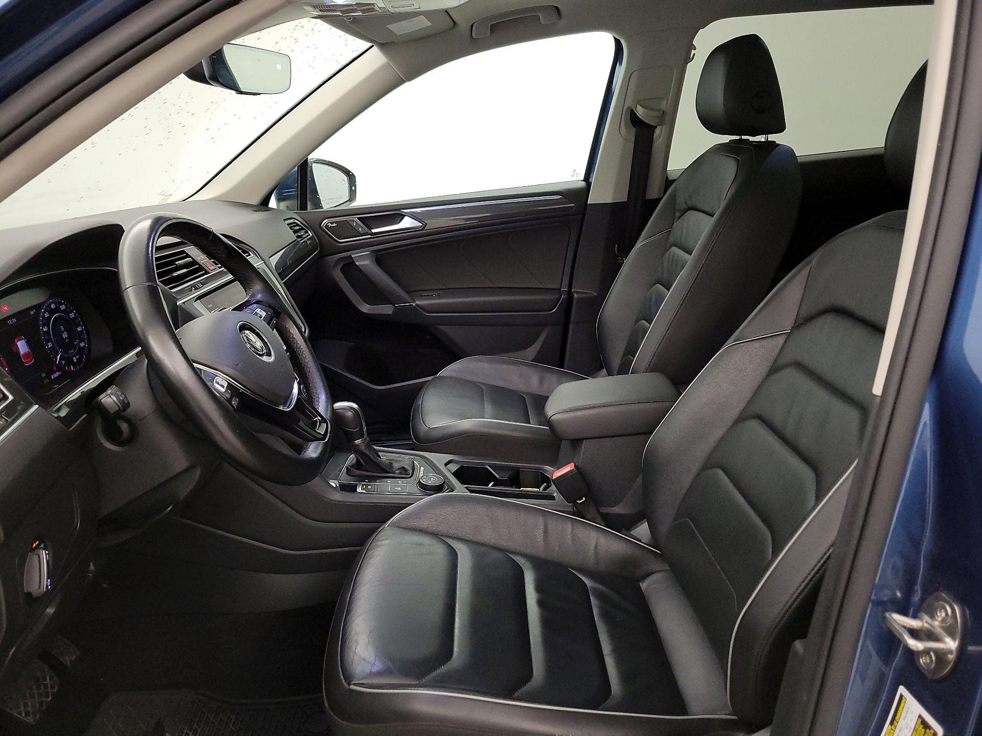 Thumbnail: 2018 Volkswagen Tiguan - 11