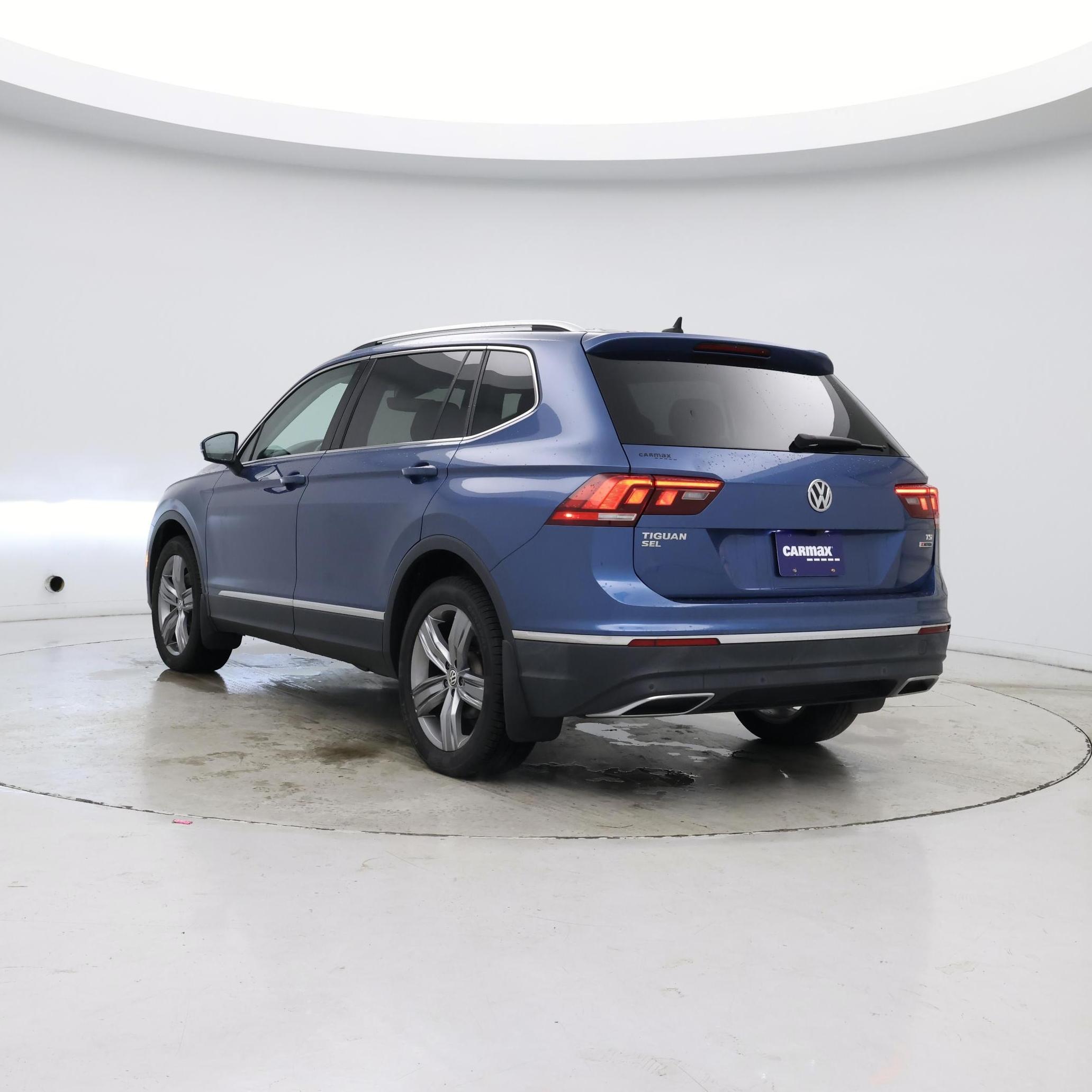 Thumbnail: 2018 Volkswagen Tiguan - 2