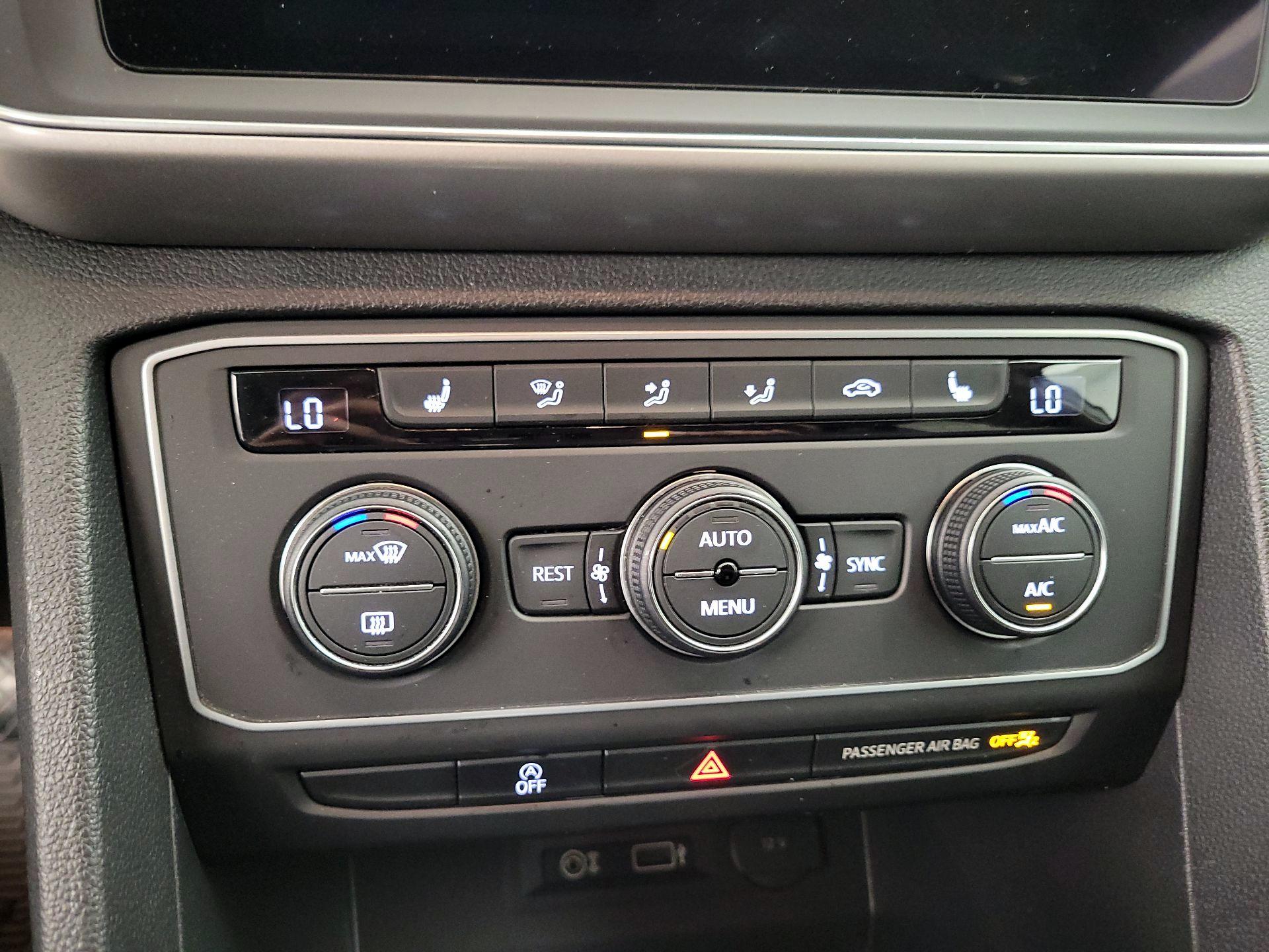 Thumbnail: 2019 Volkswagen Atlas - 16