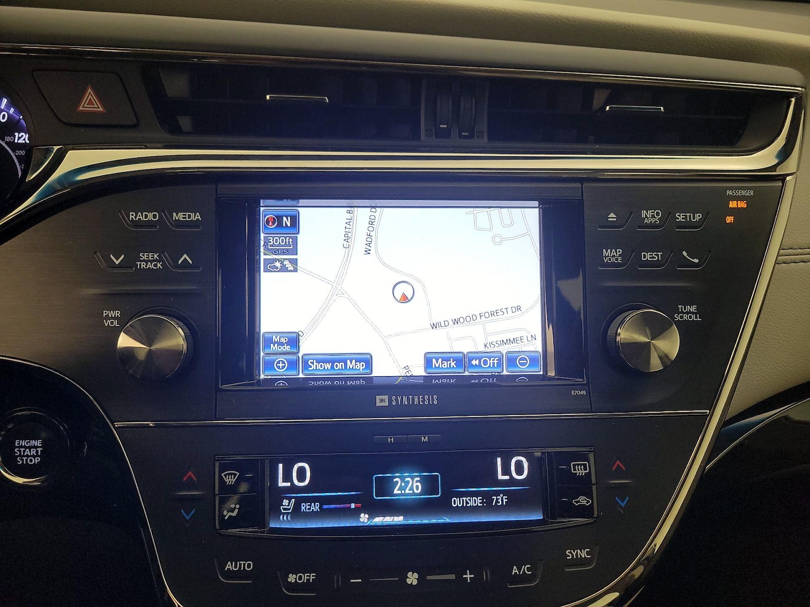2014 Toyota Avalon Limited - Photo 15