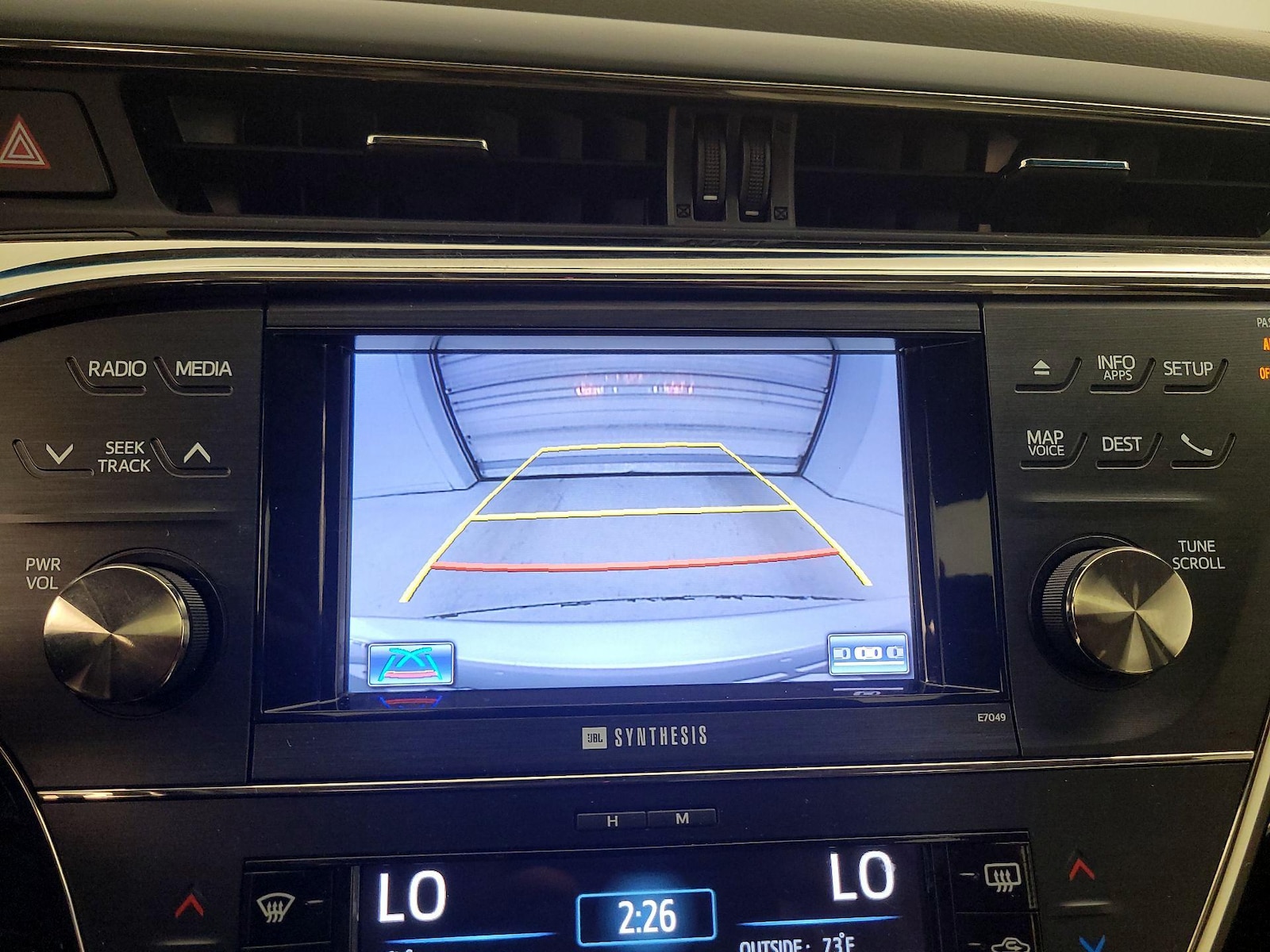 2014 Toyota Avalon Limited - Photo 16