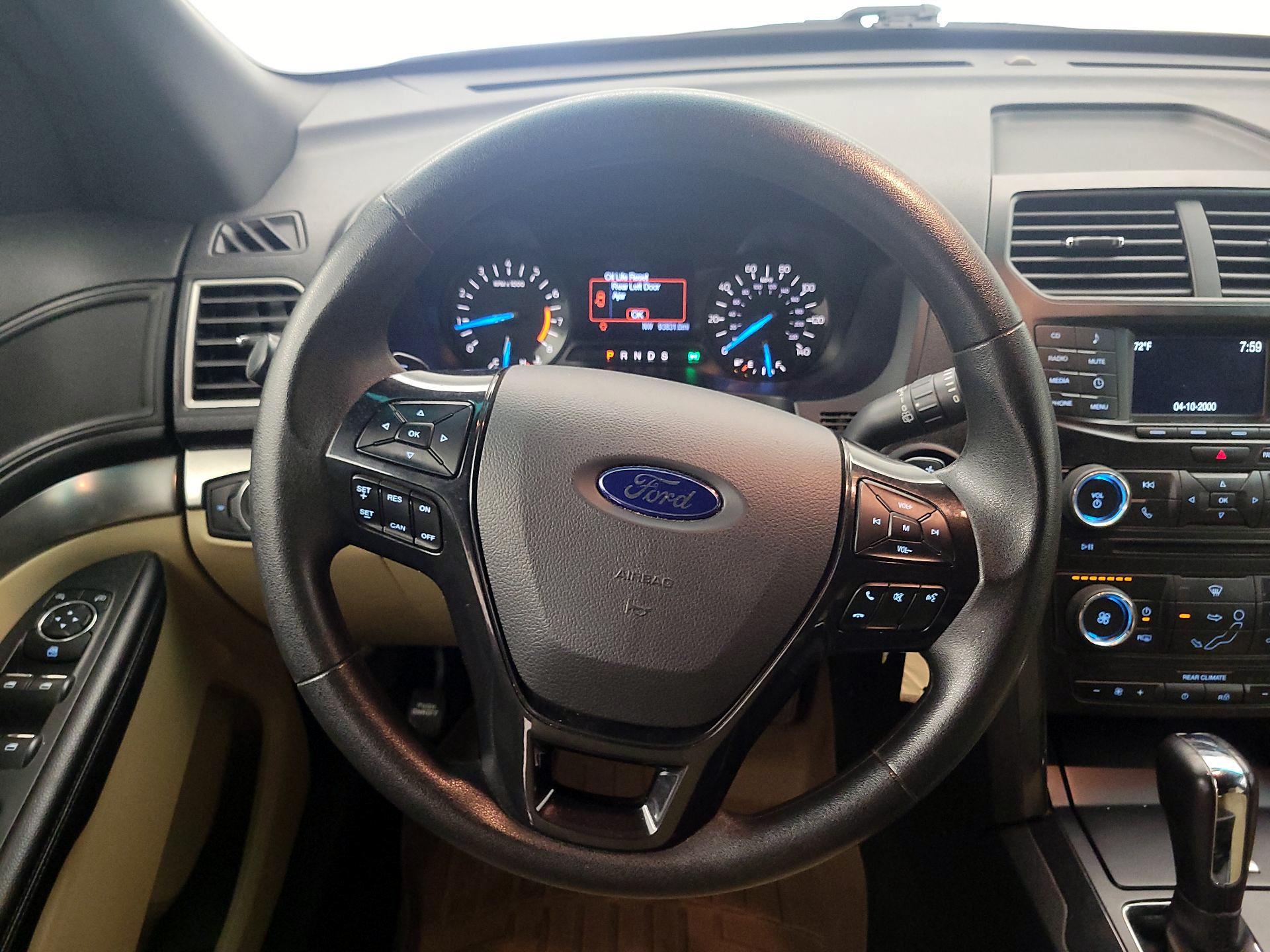 Thumbnail: 2017 Ford Explorer - 10