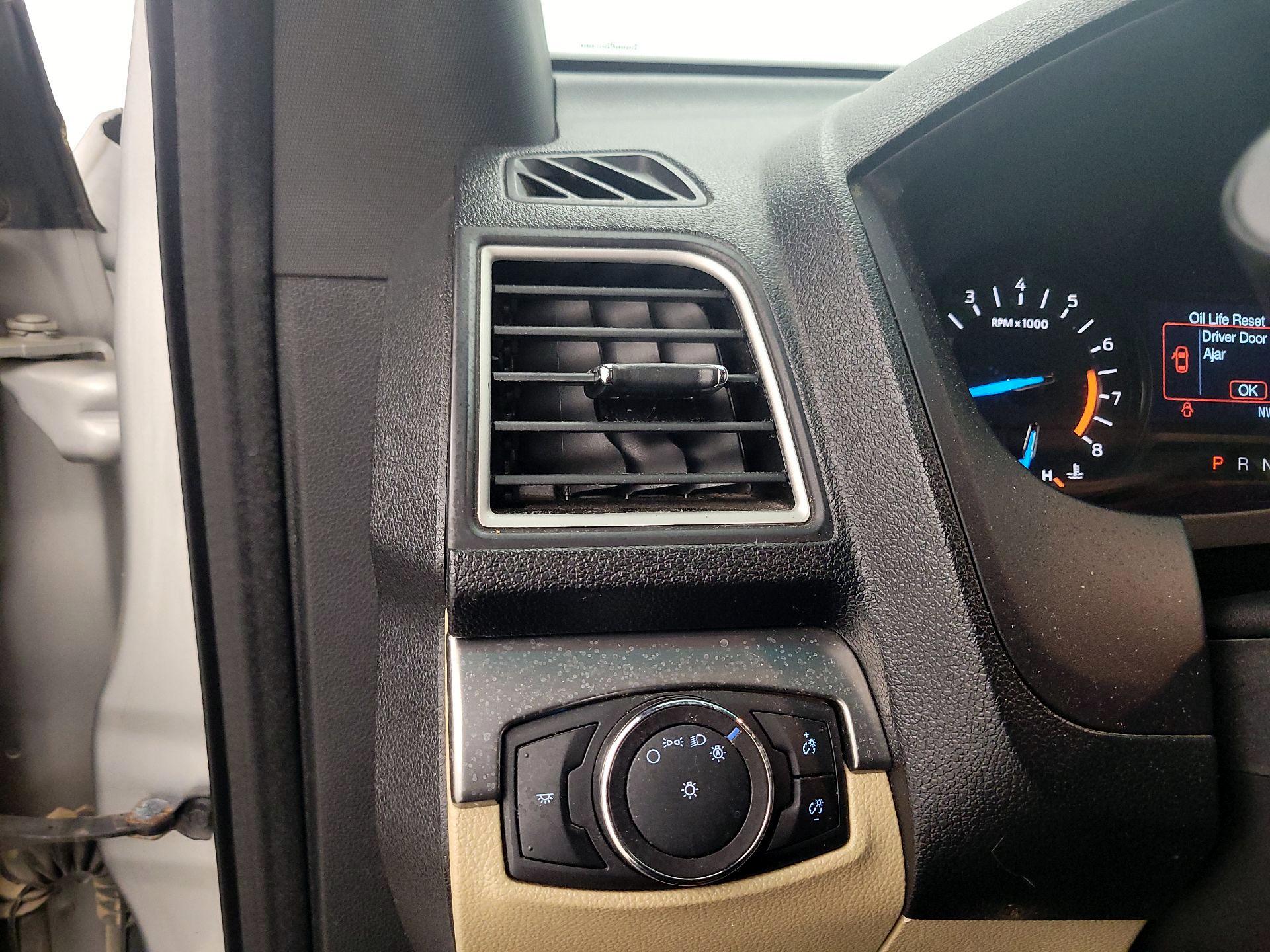 Thumbnail: 2017 Ford Explorer - 13