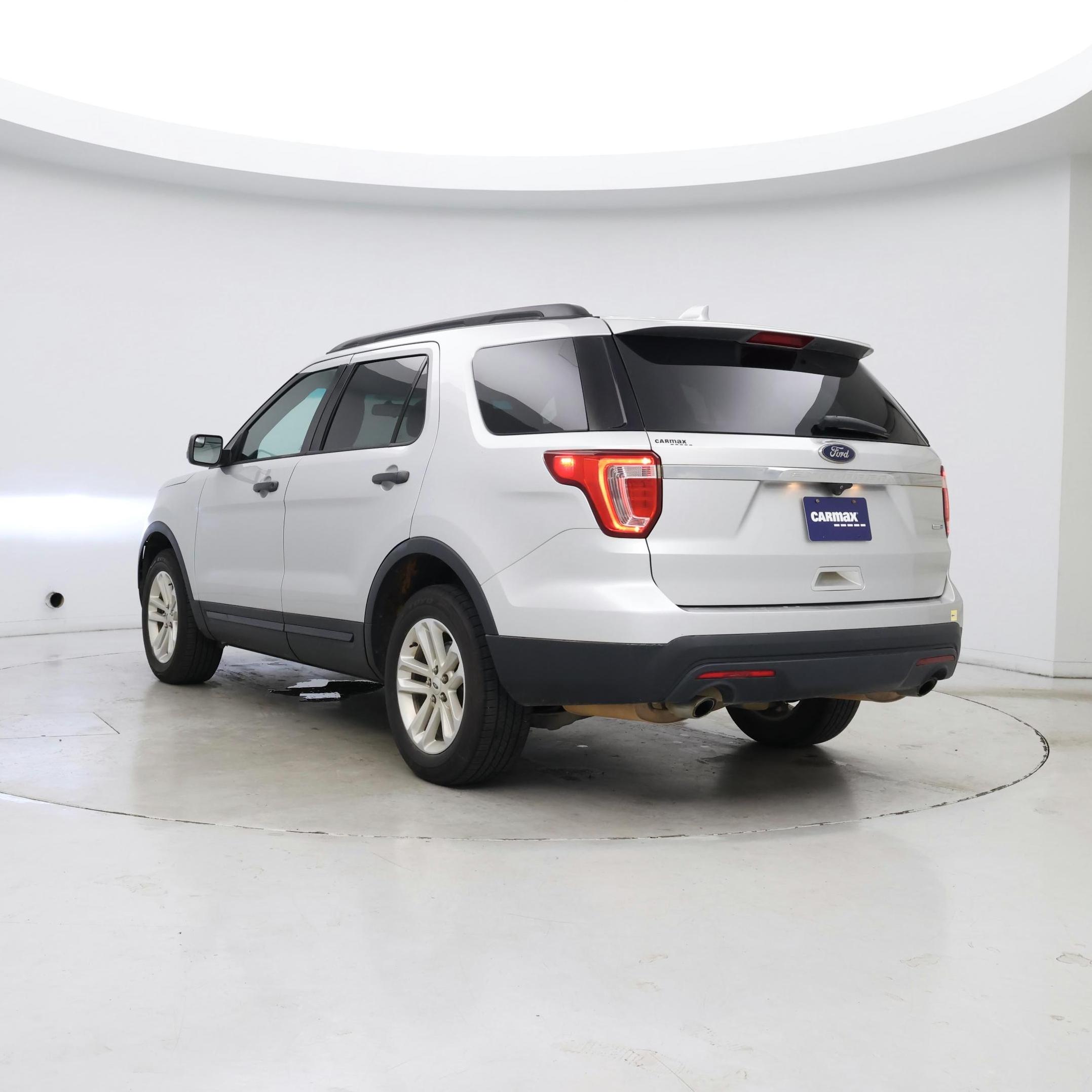 Thumbnail: 2017 Ford Explorer - 2