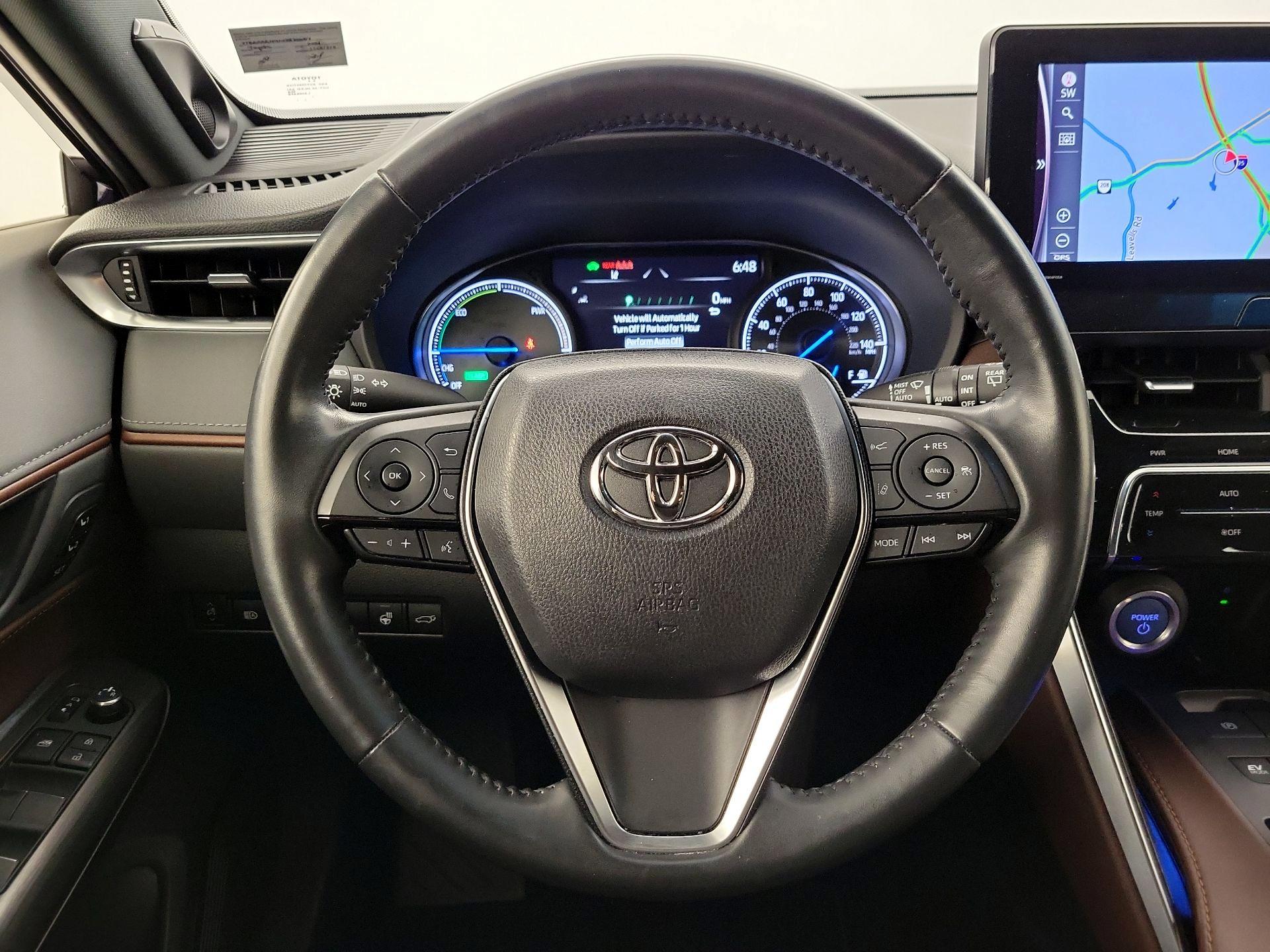 Thumbnail: 2021 Toyota Venza - 10