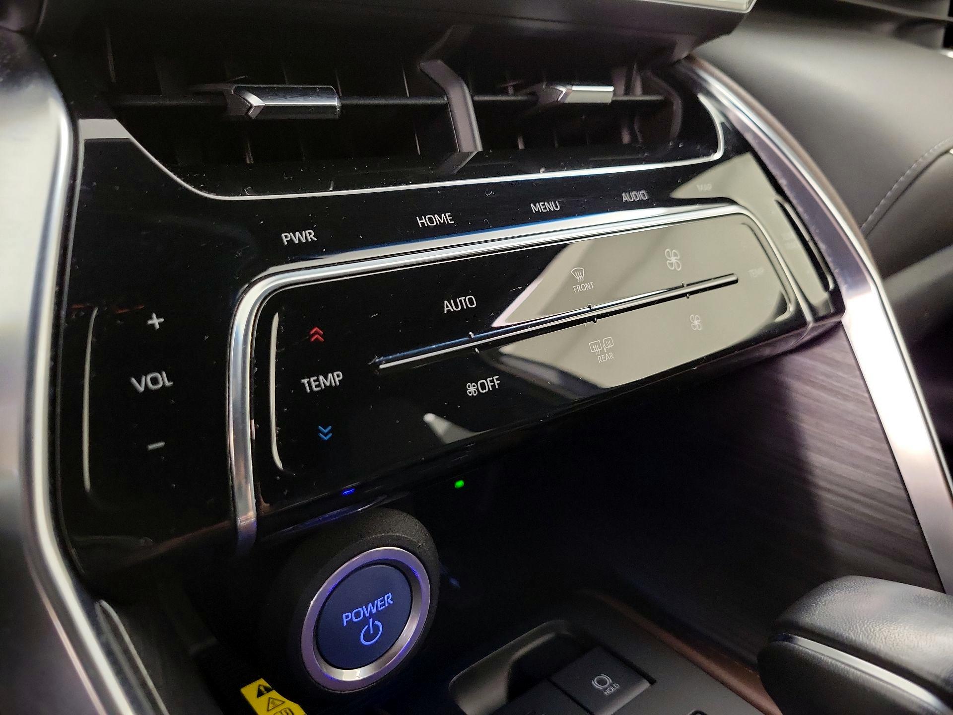 Thumbnail: 2021 Toyota Venza - 17