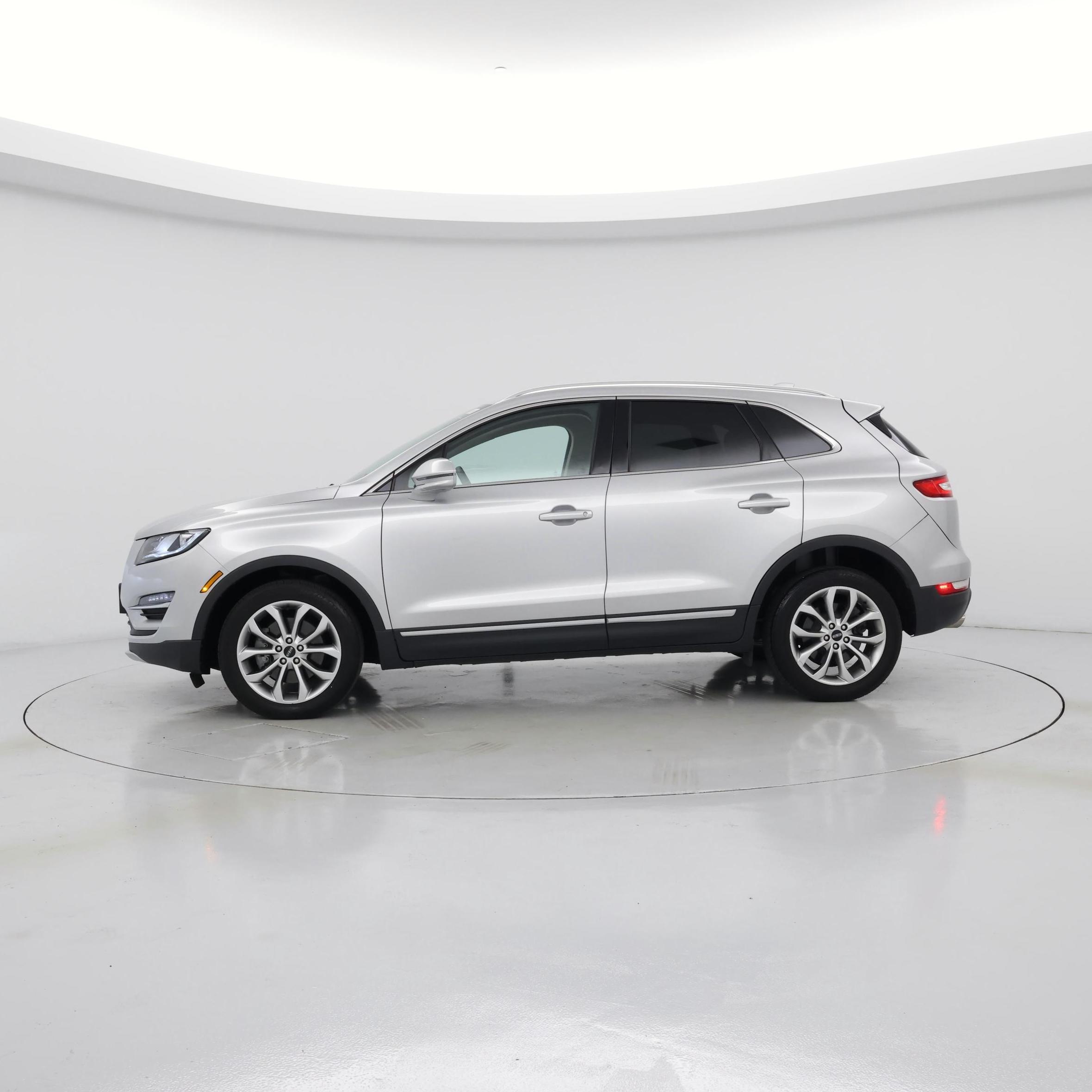 Thumbnail: 2019 Lincoln MKC - 3