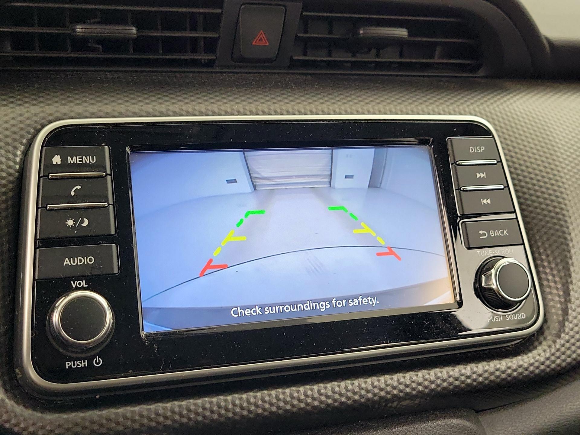 Thumbnail: 2019 Nissan Kicks - 14