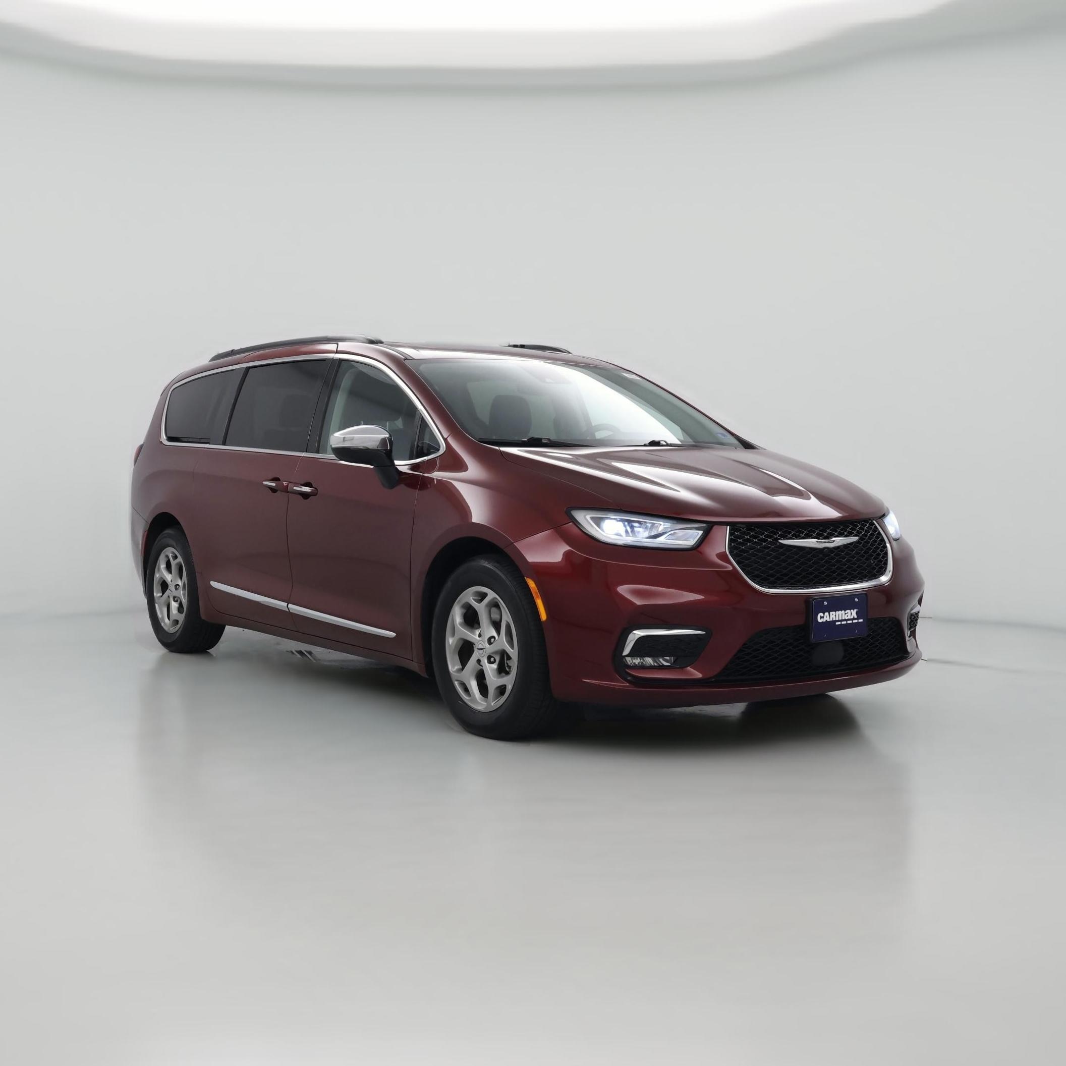 Thumbnail: 2023 Chrysler Pacifica - 1
