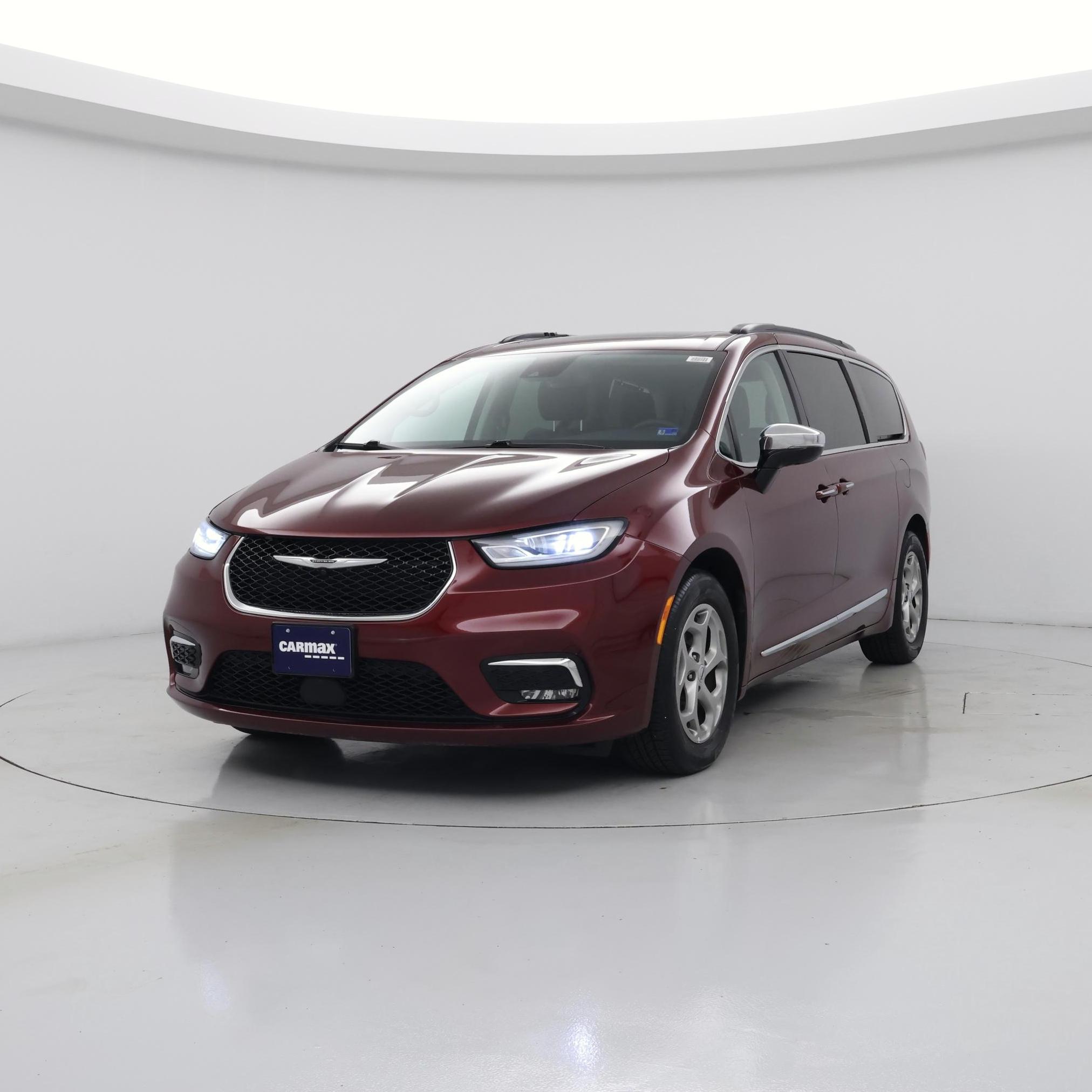 Thumbnail: 2023 Chrysler Pacifica - 4
