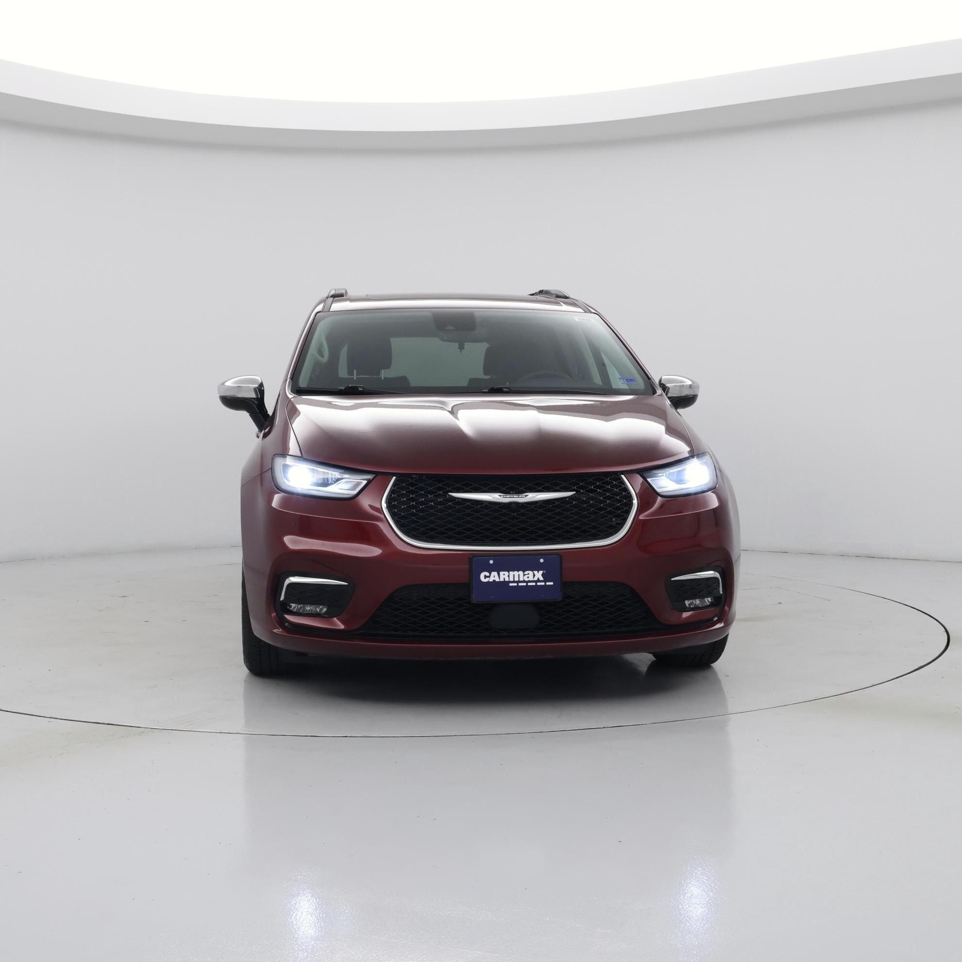 Thumbnail: 2023 Chrysler Pacifica - 5