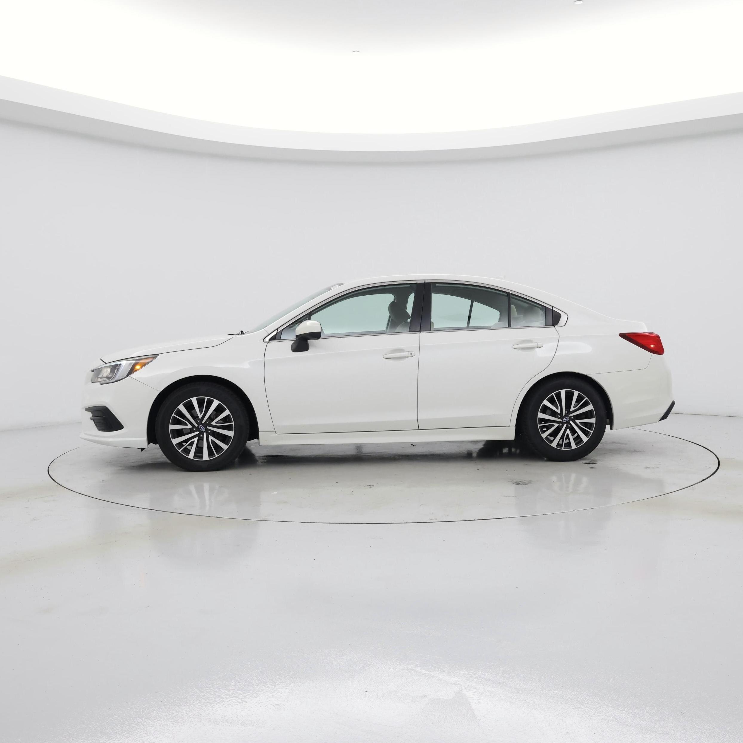 Thumbnail: 2019 Subaru Legacy - 3