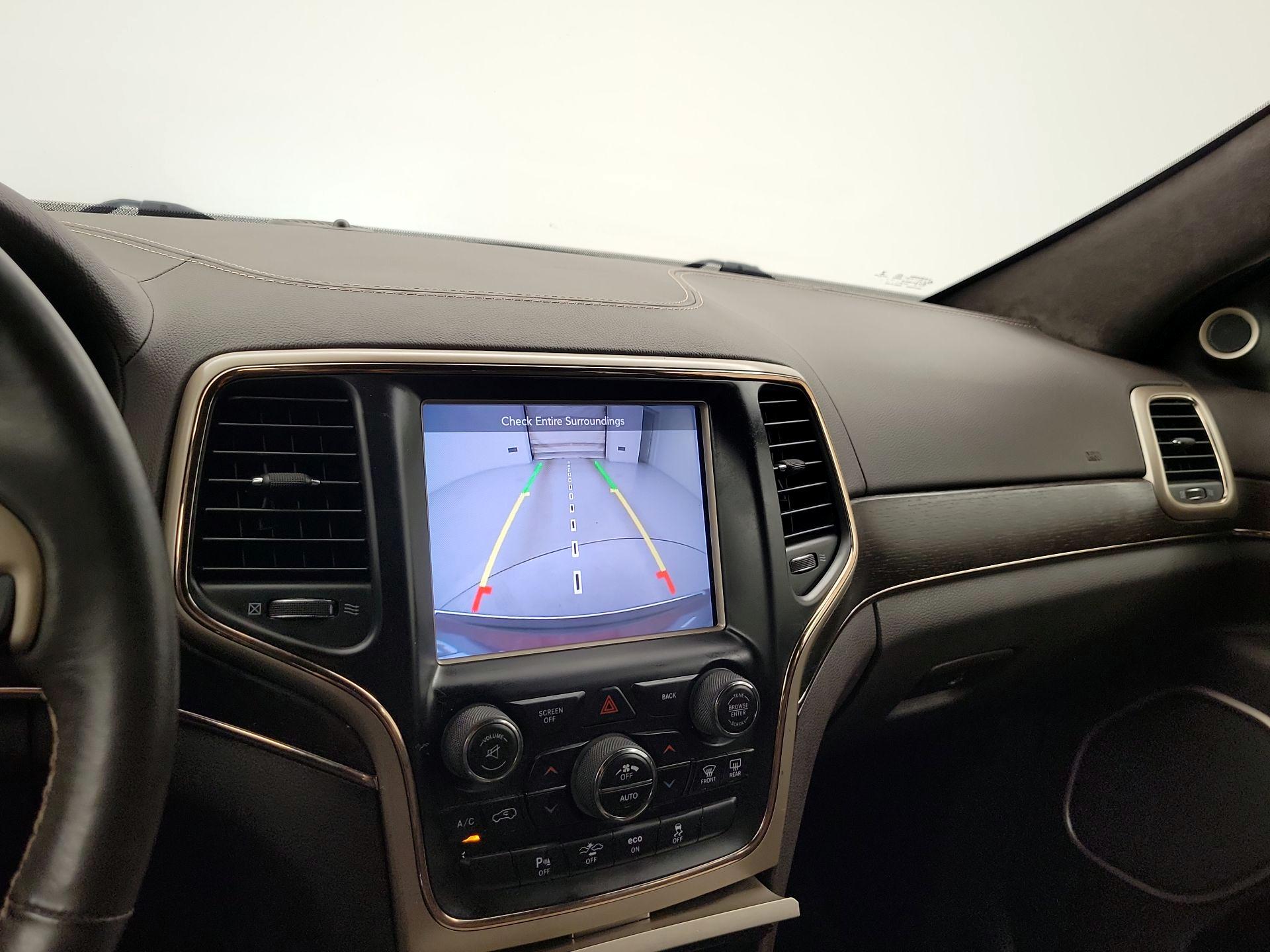 Thumbnail: 2014 Jeep Grand Cherokee - 15